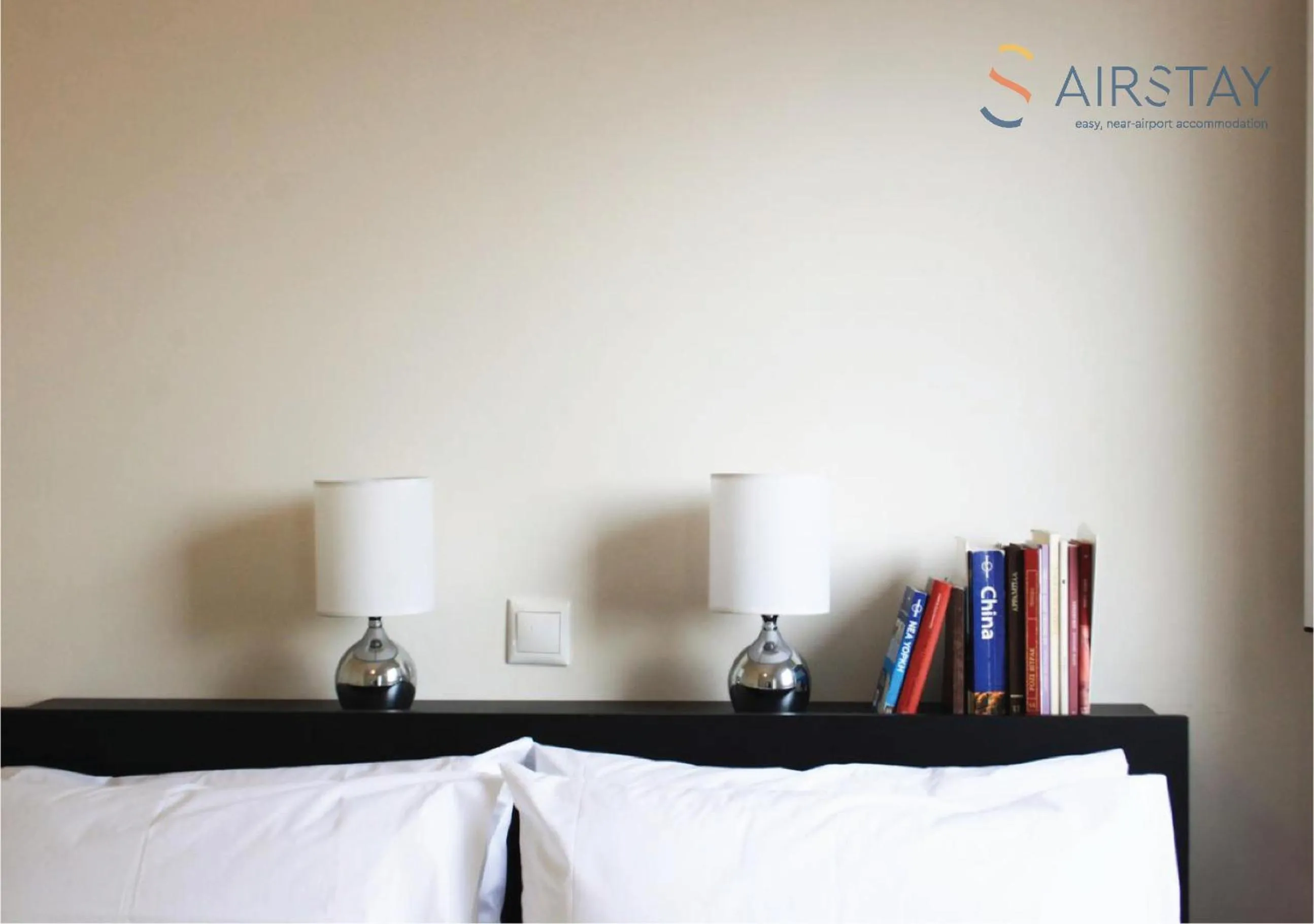 Decorative detail, Bed in Anivia Apartments Airport by Airstay