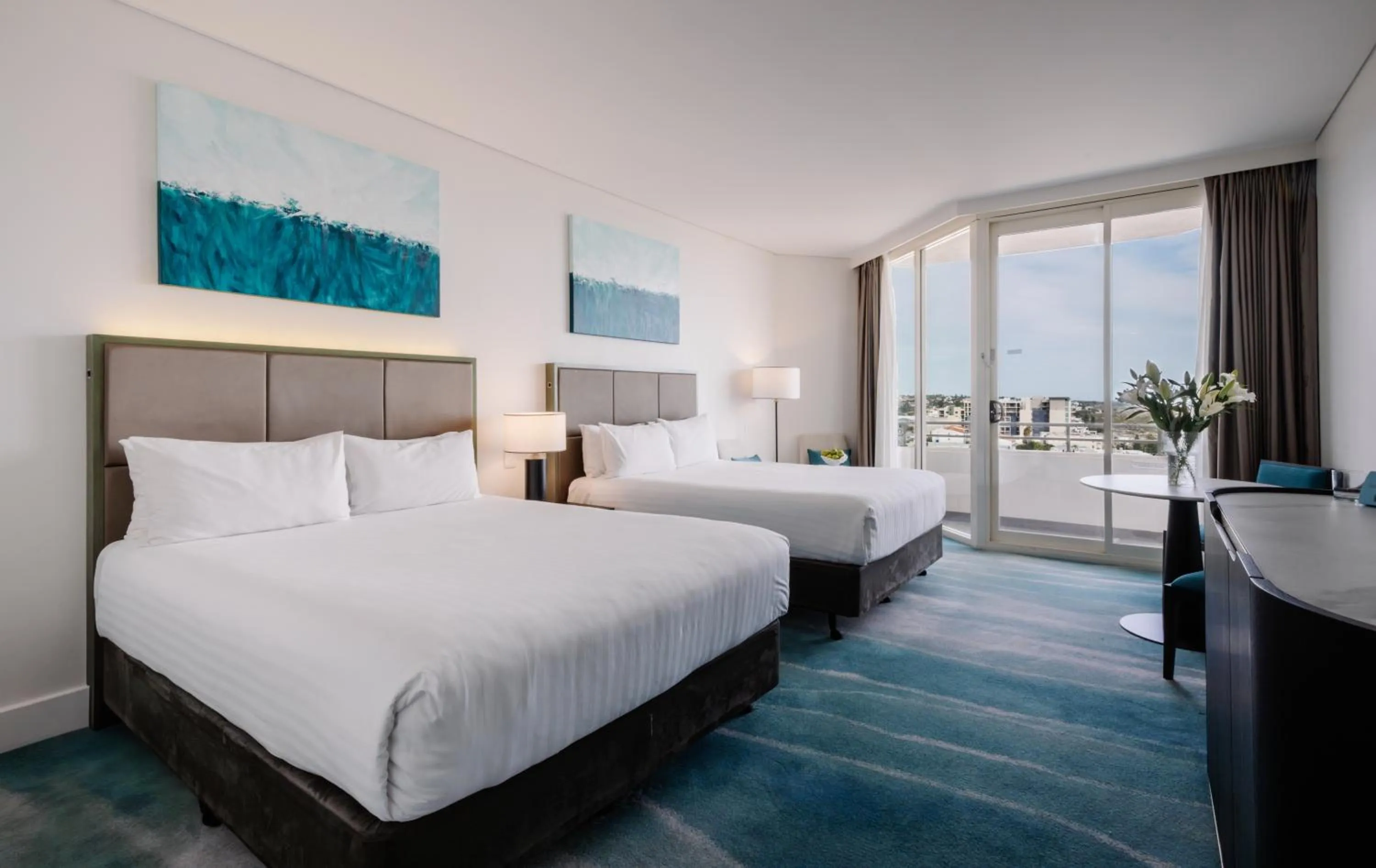 Bedroom, Bed in Rendezvous Hotel Perth Scarborough