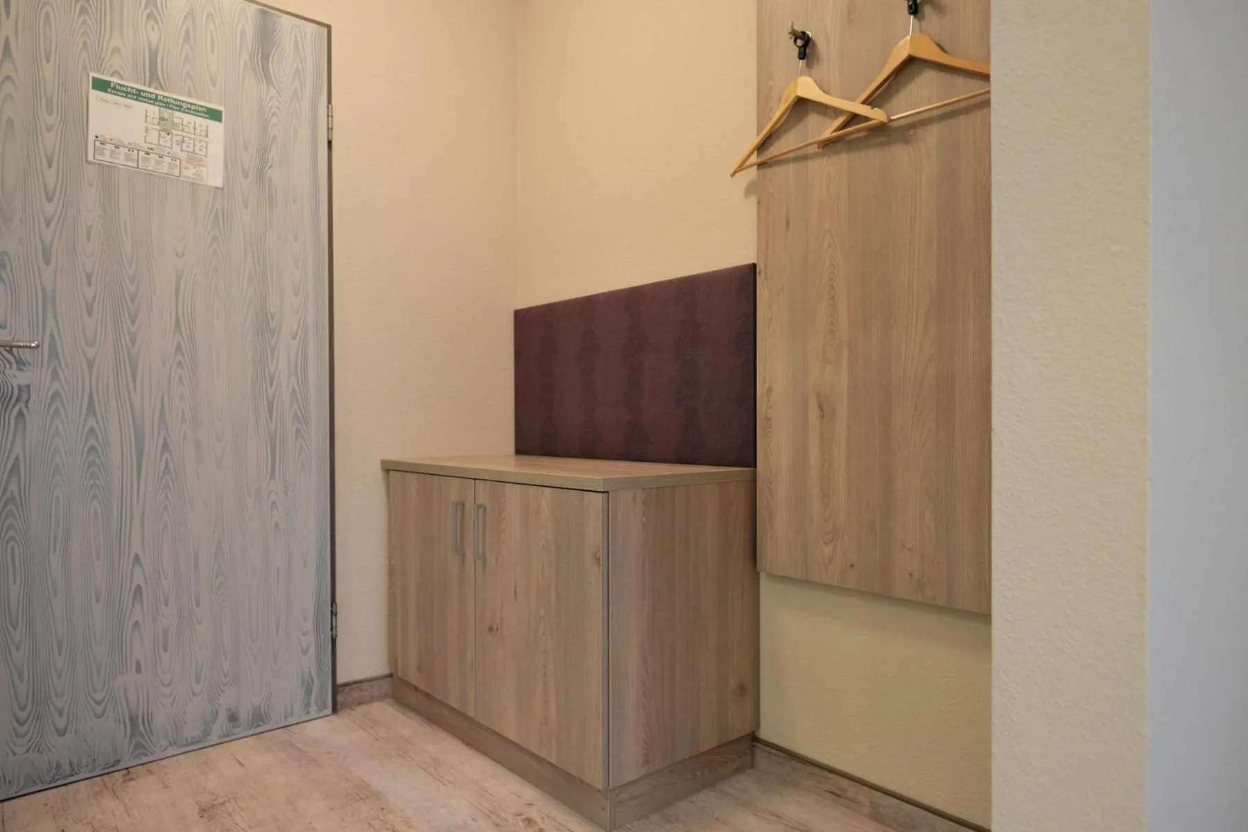 wardrobe in Hotel Römerstadt