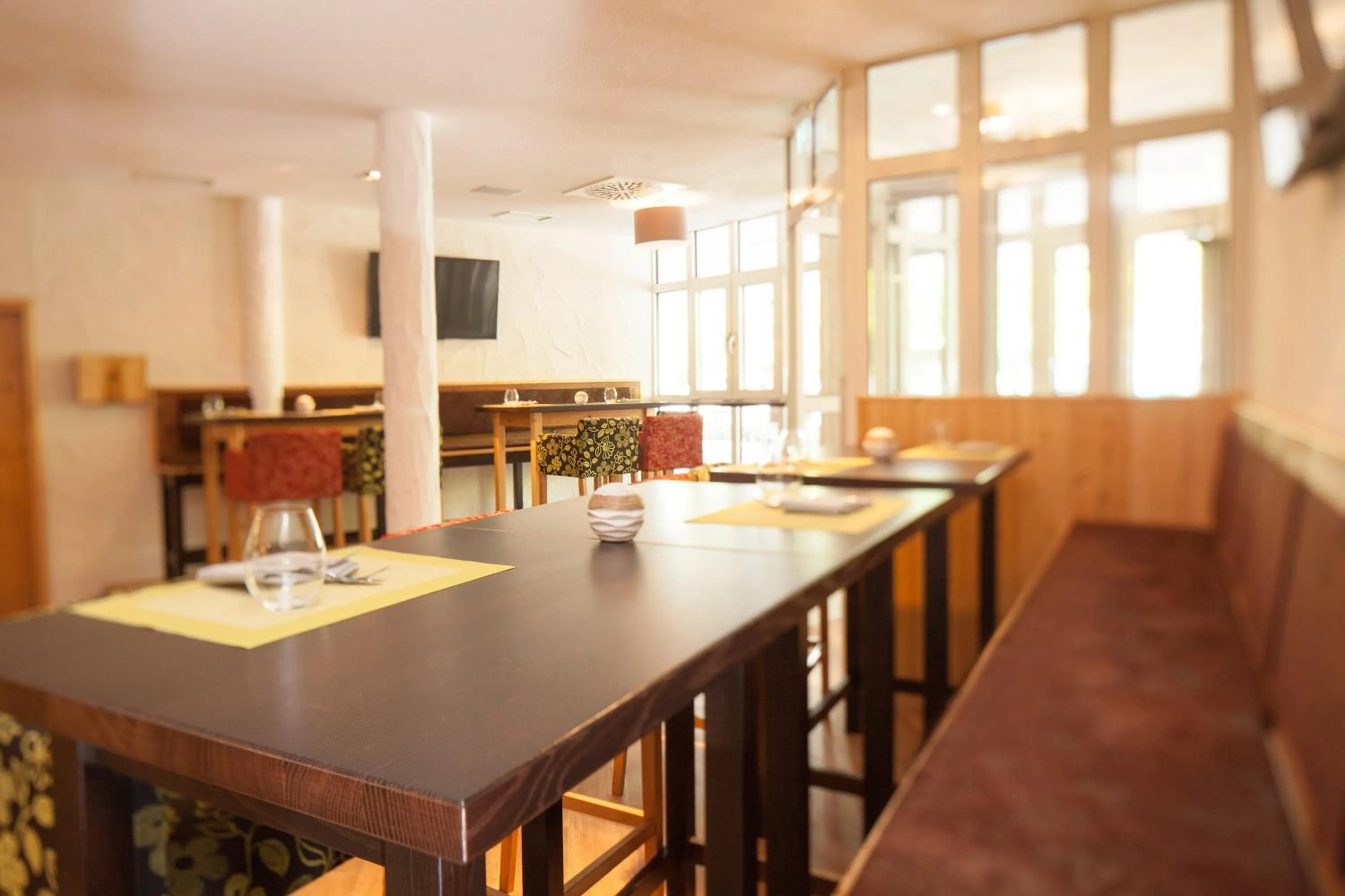 Restaurant/places to eat in Hotel Römerstadt