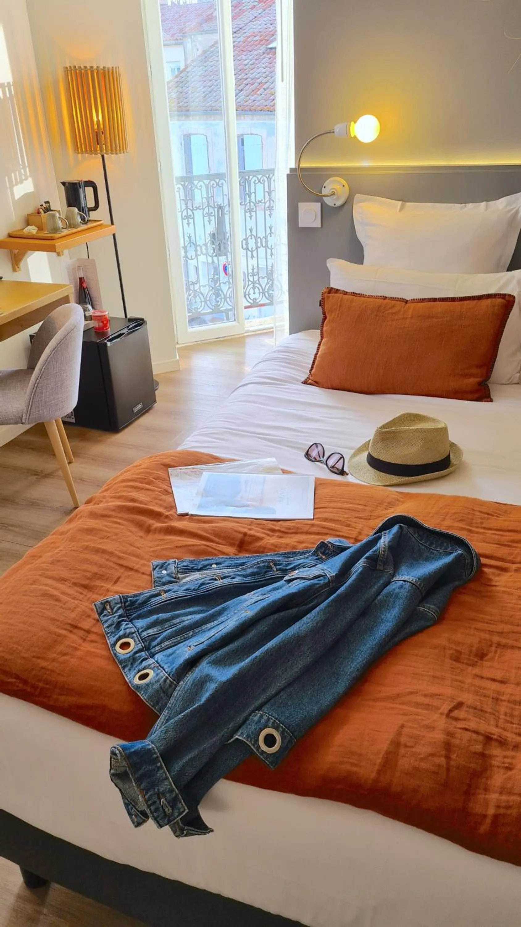 Photo of the whole room, Bed in Hôtel Le C - Boutique Hôtel