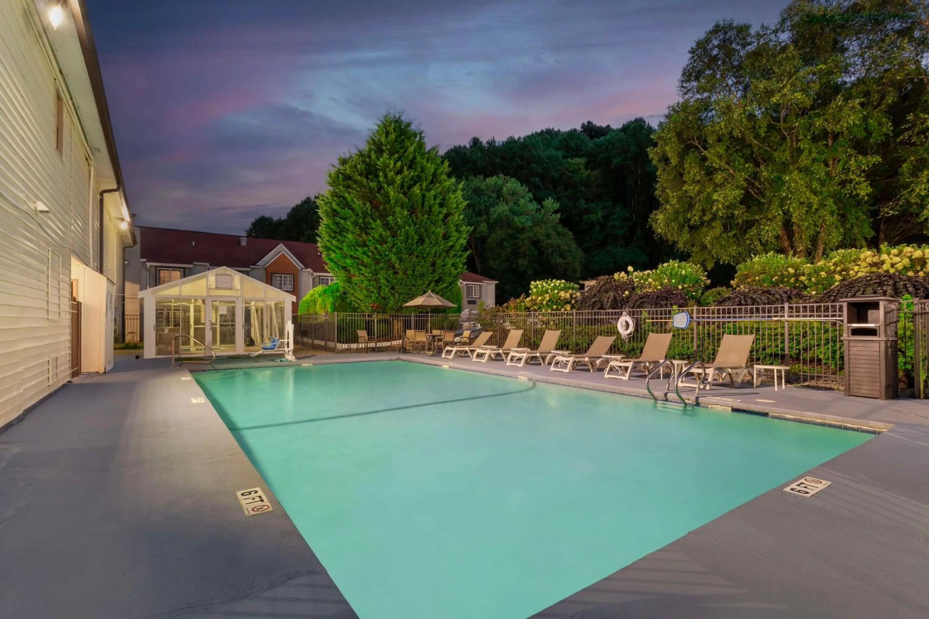 Pool view in Best Western Mountainbrook Inn Maggie Valley
