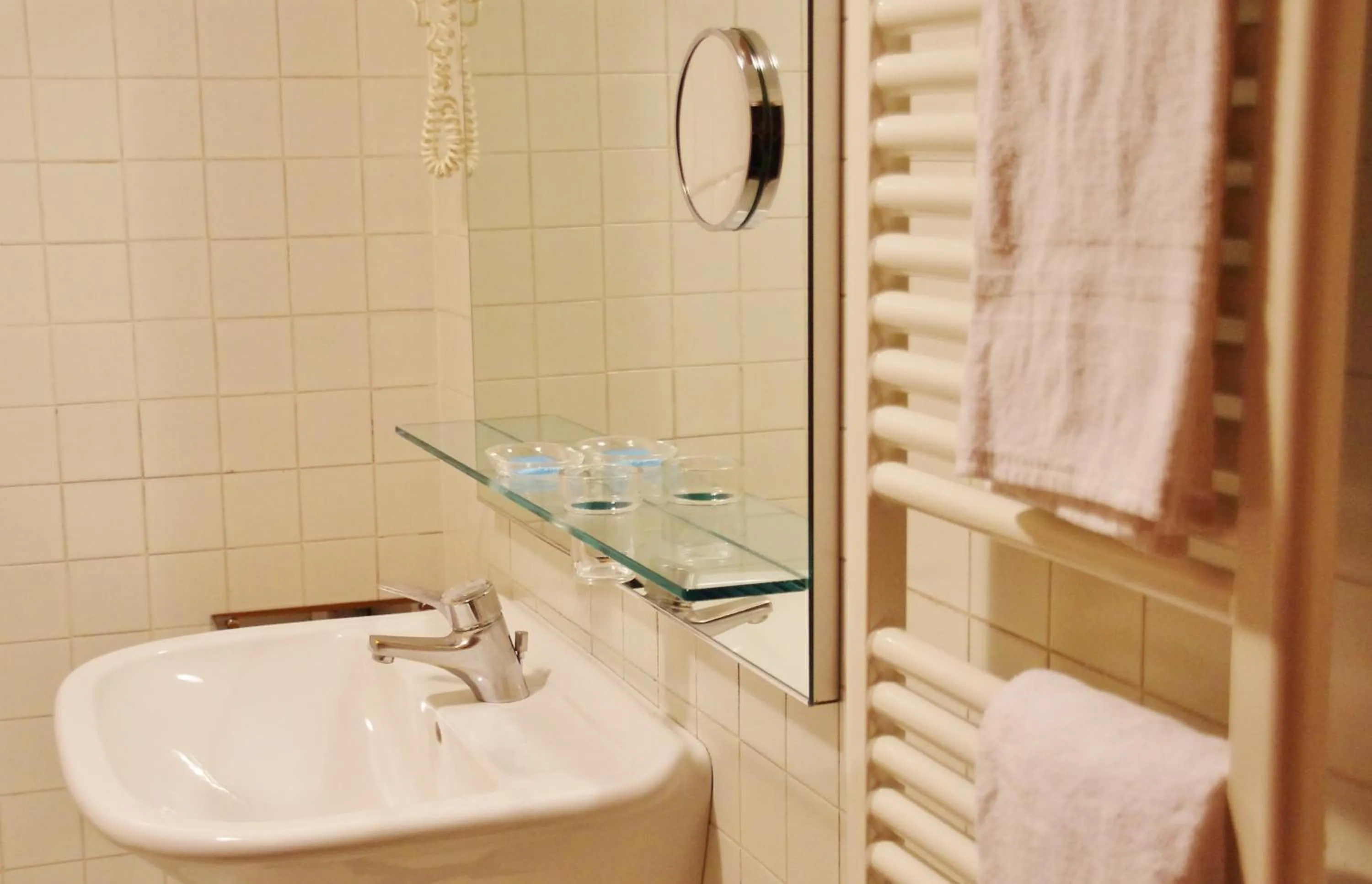 Bedroom in Hotel Cristallino d'Ampezzo