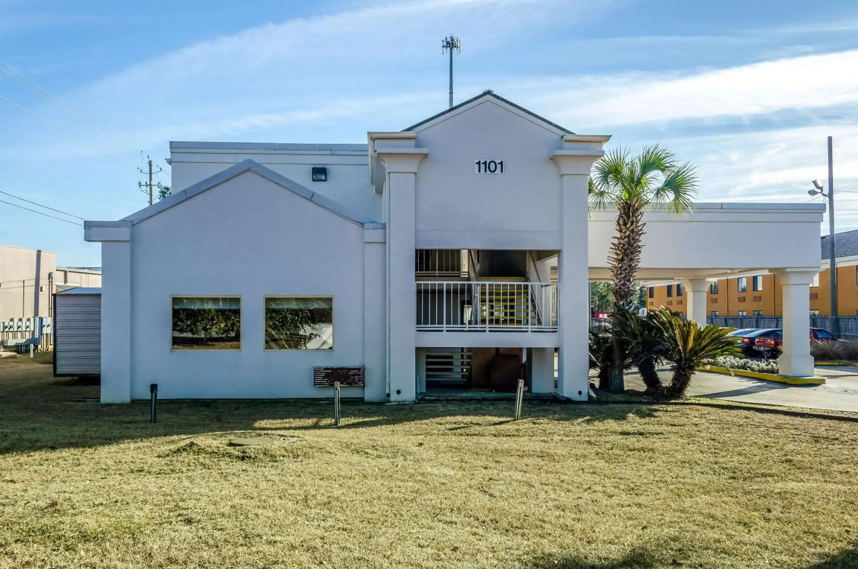 Property building in Motel 6-Saraland, AL Property building in Motel 6-Saraland, AL