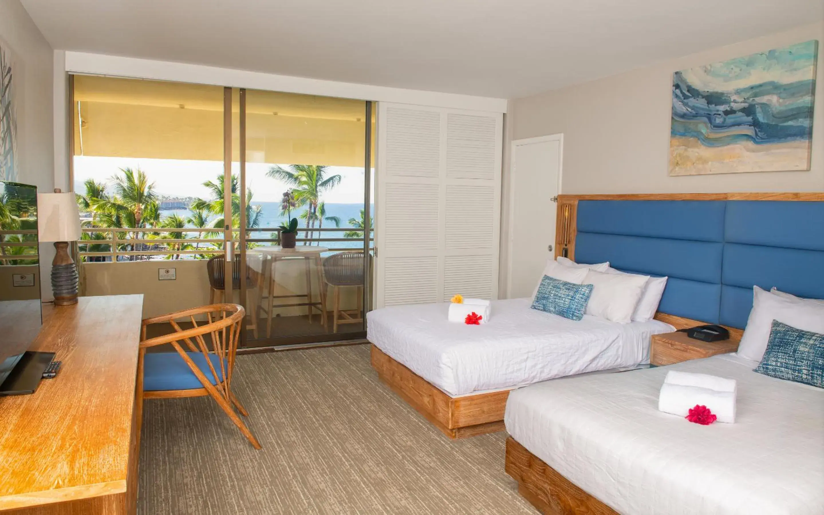 Lagoon Tower Renovation Rate Ocean View Room in Royal Kona Resort Lagoon Tower Renovation Rate Ocean View Room in Royal Kona Resort