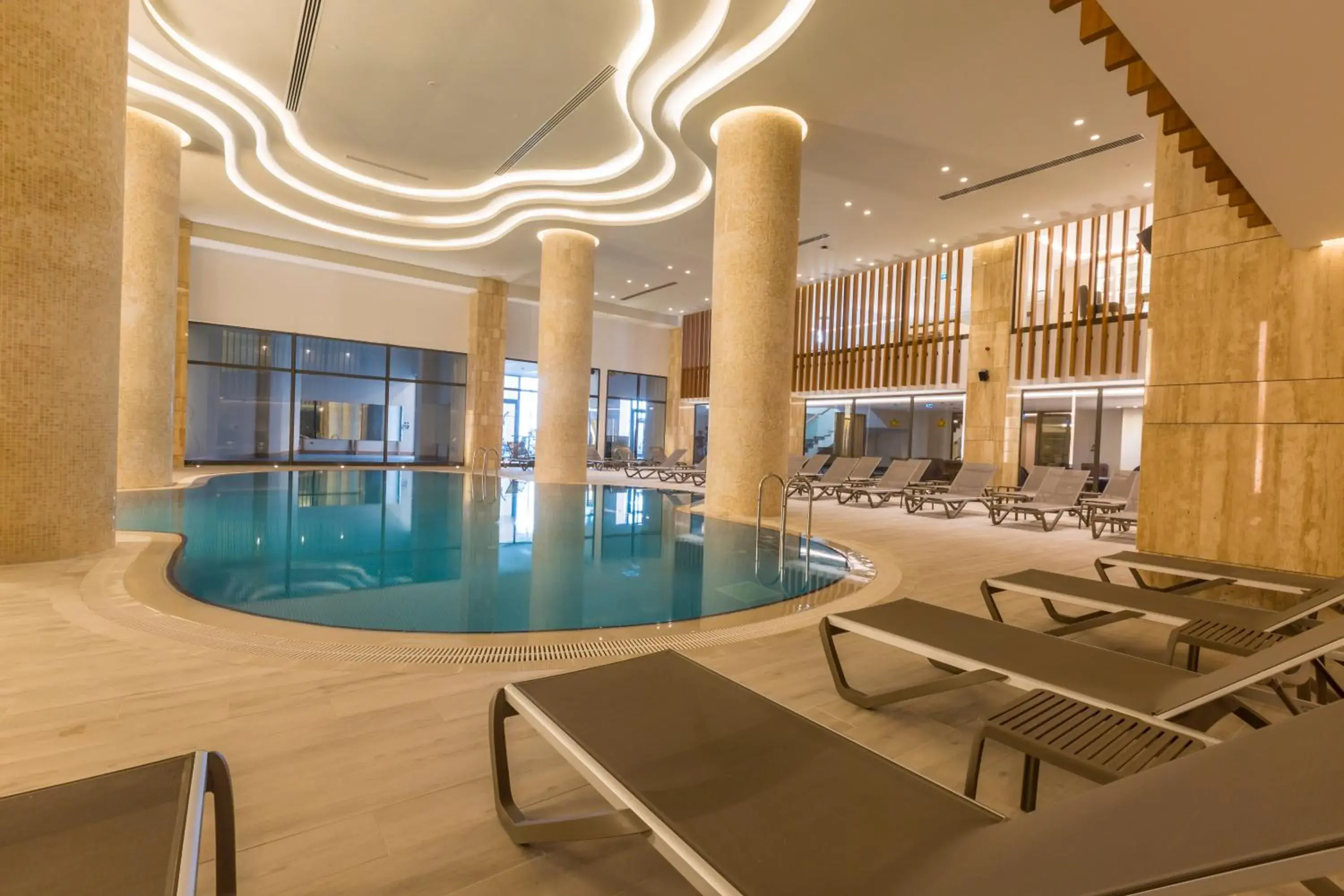 Swimming pool in Radisson Blu Hotel Trabzon Swimming pool in Radisson Blu Hotel Trabzon