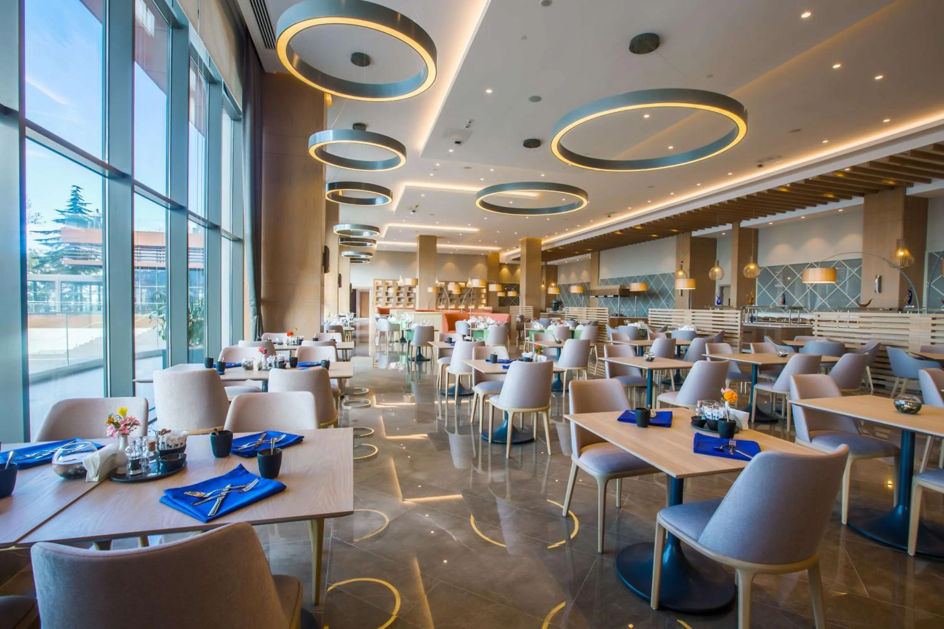 Restaurant/places to eat in Radisson Blu Hotel Trabzon