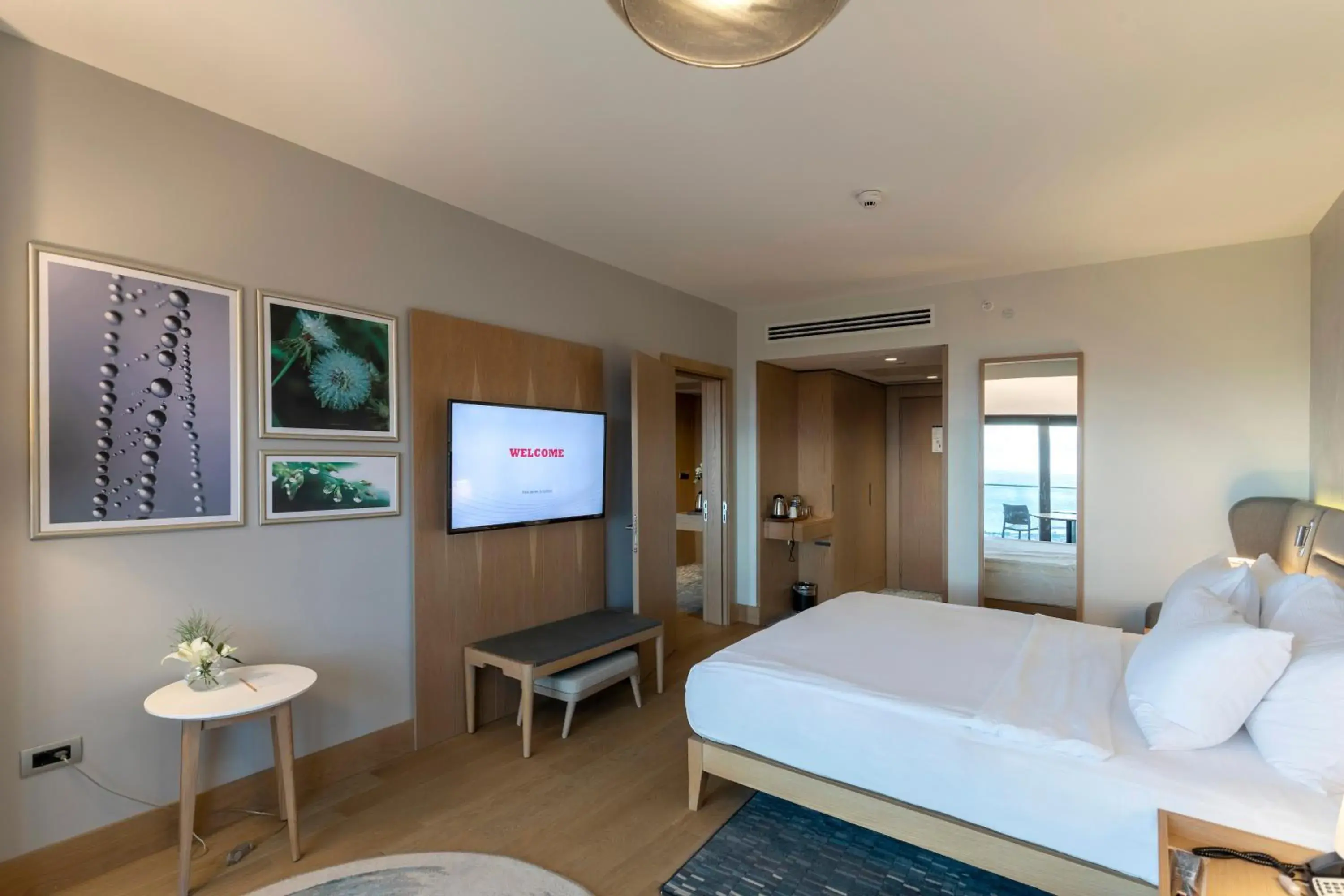 Family Room with Balcony in Radisson Blu Hotel Trabzon Family Room with Balcony in Radisson Blu Hotel Trabzon