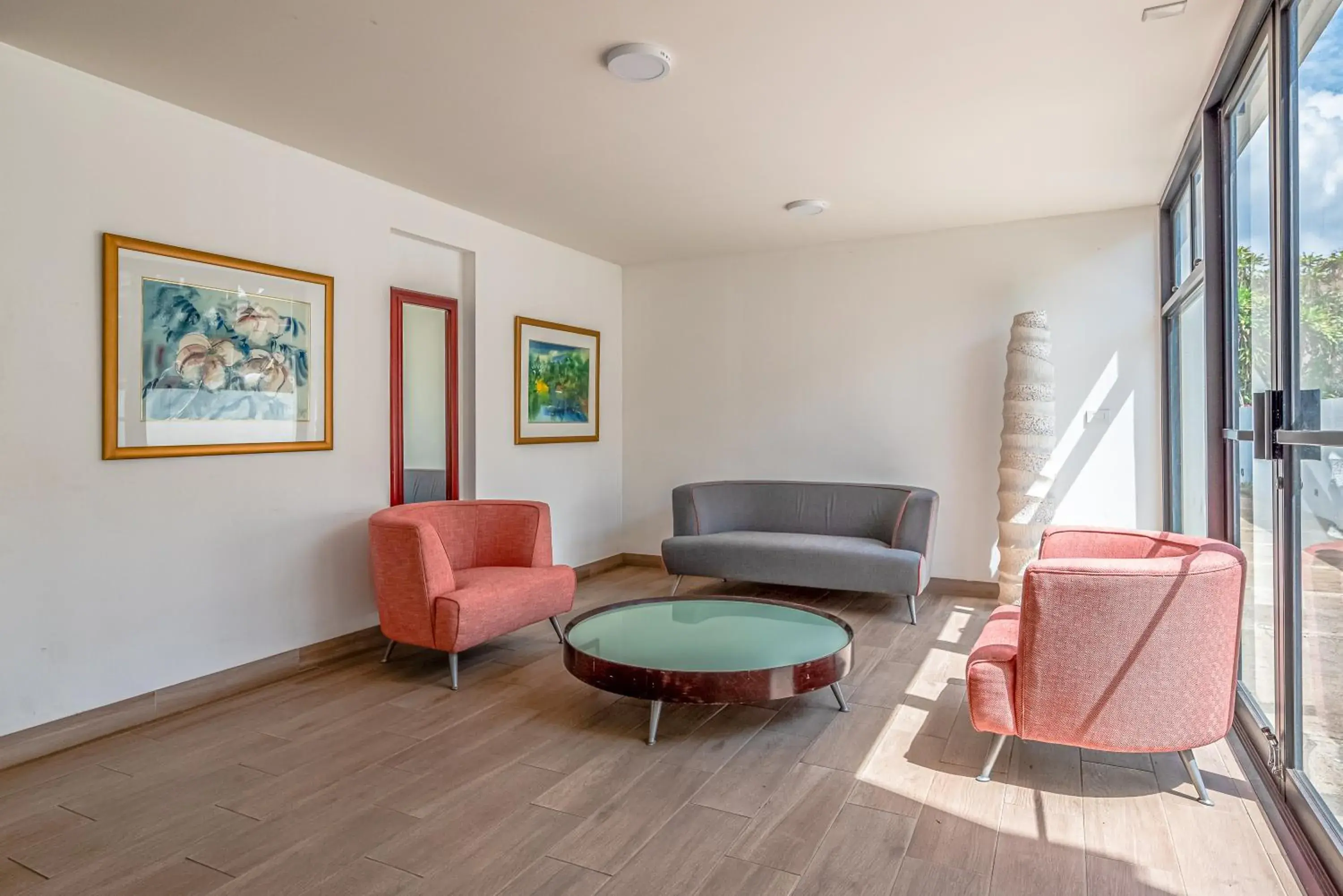 Living room in Irazú Hotel & Studios Living room in Irazú Hotel & Studios