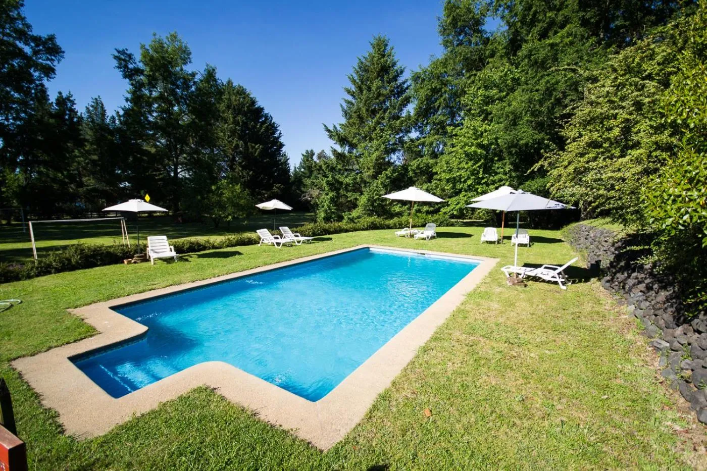 Swimming pool in Cabañas Playa Linda