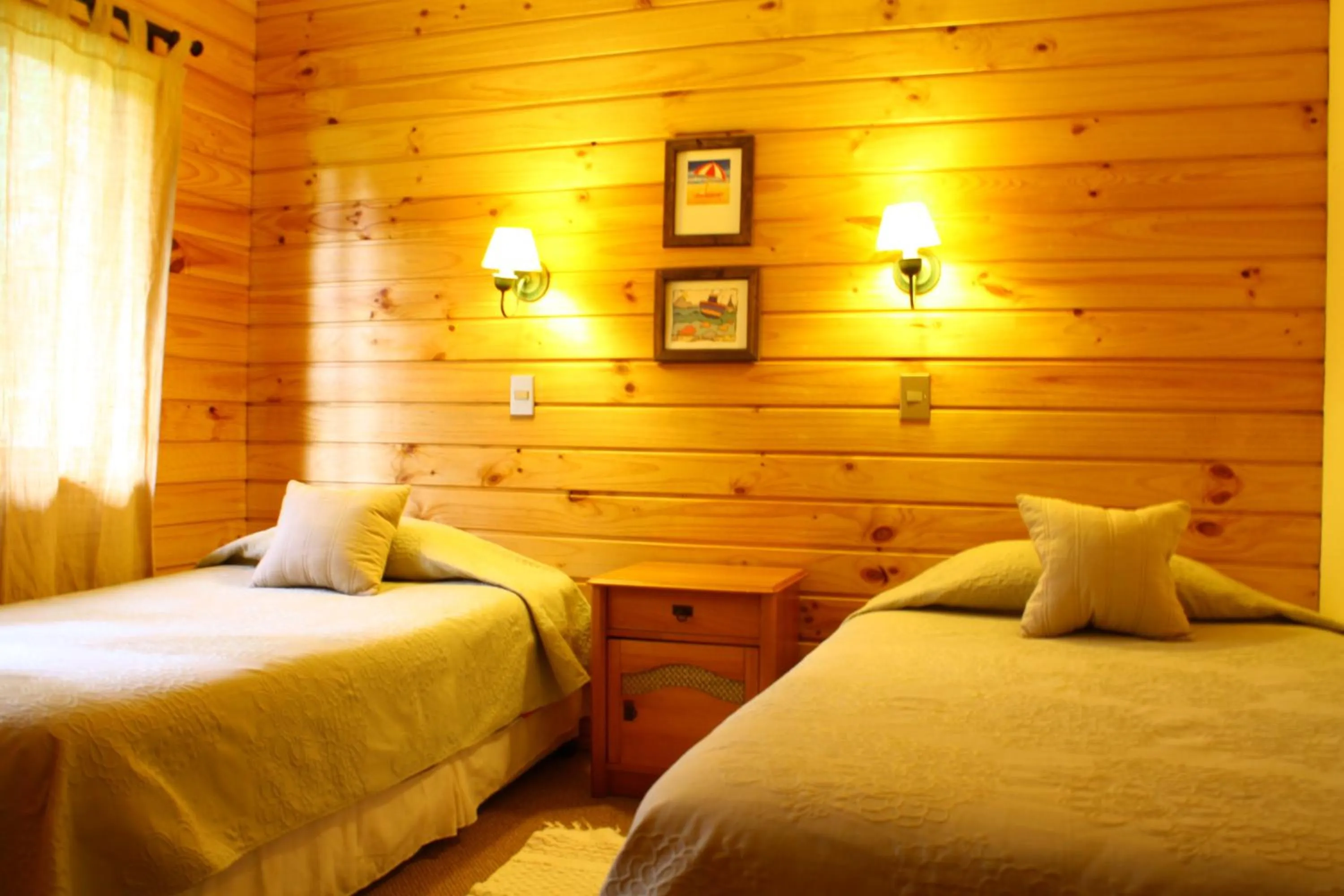 Photo of the whole room, Bed in Cabañas Playa Linda