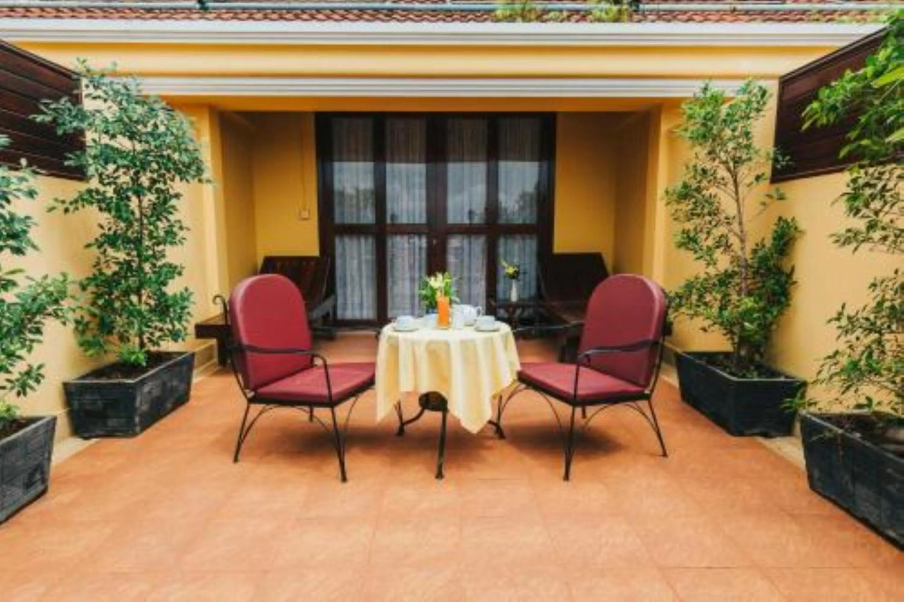Balcony/Terrace in Angkor Paradise Hotel