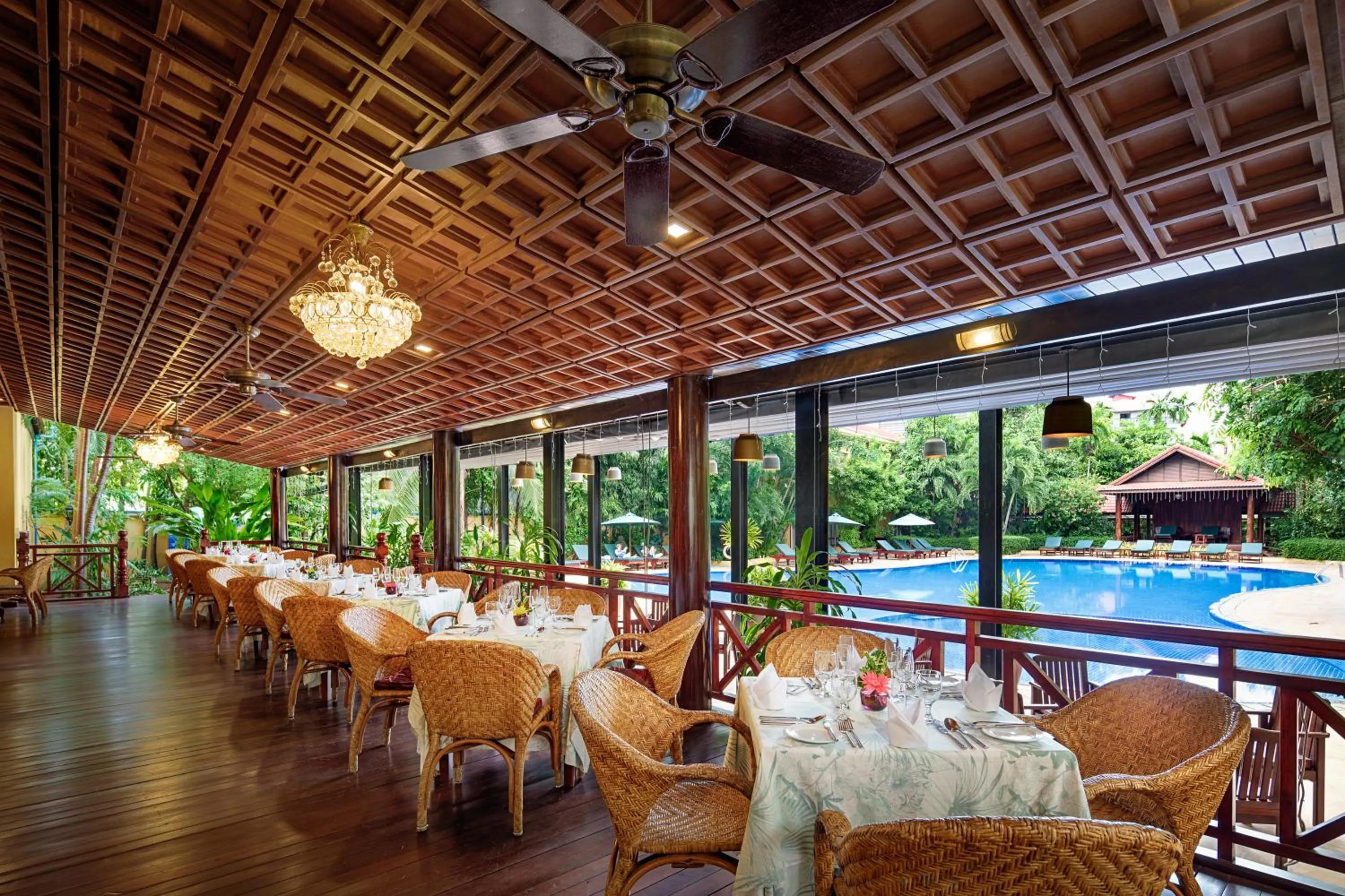 Restaurant/places to eat in Angkor Paradise Hotel