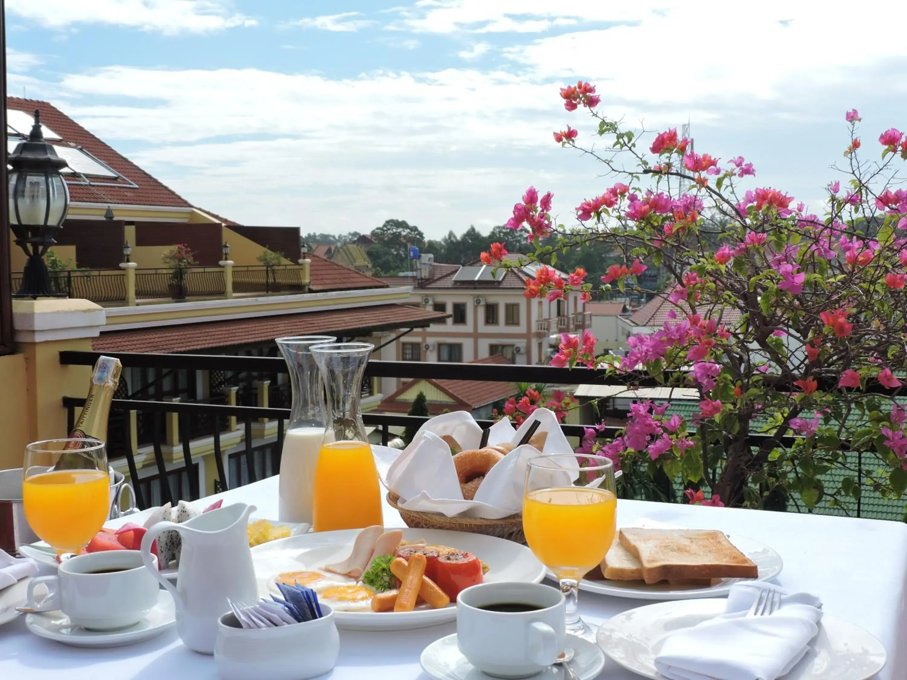 Breakfast in Angkor Paradise Hotel