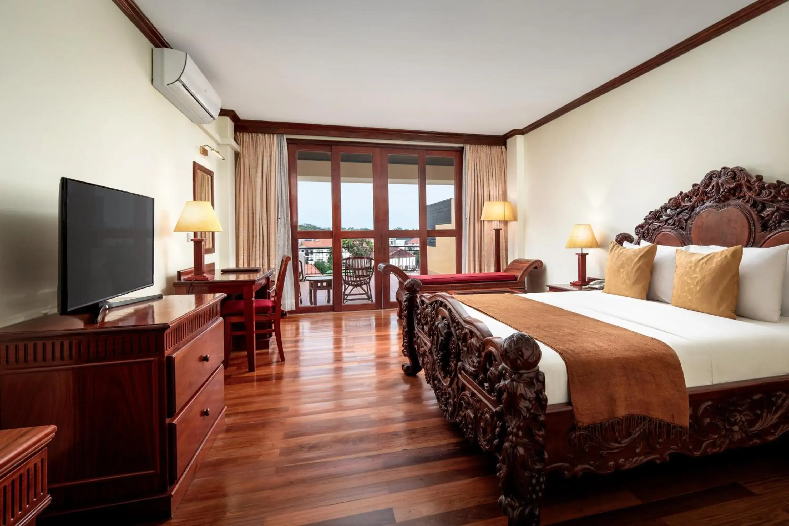 Premier Deluxe Double Room in Angkor Paradise Hotel Premier Deluxe Double Room in Angkor Paradise Hotel