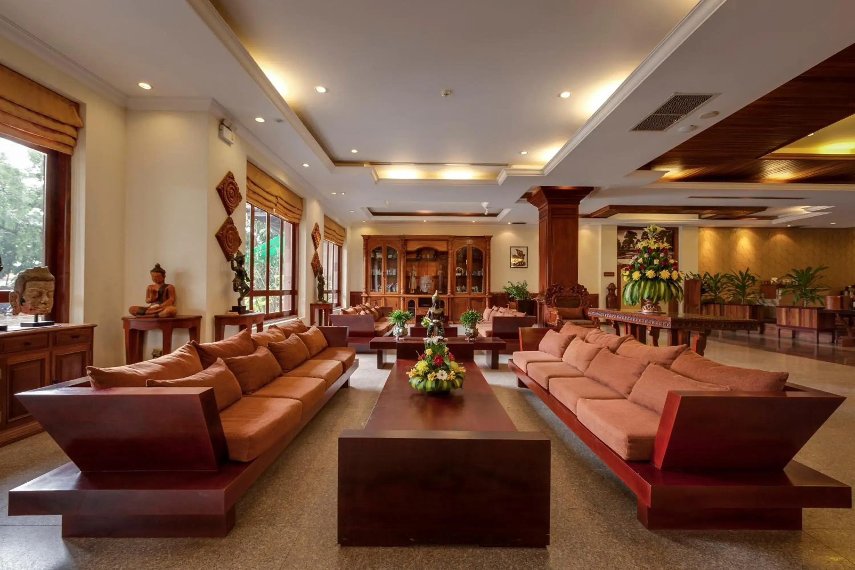 Lounge or bar in Angkor Paradise Hotel