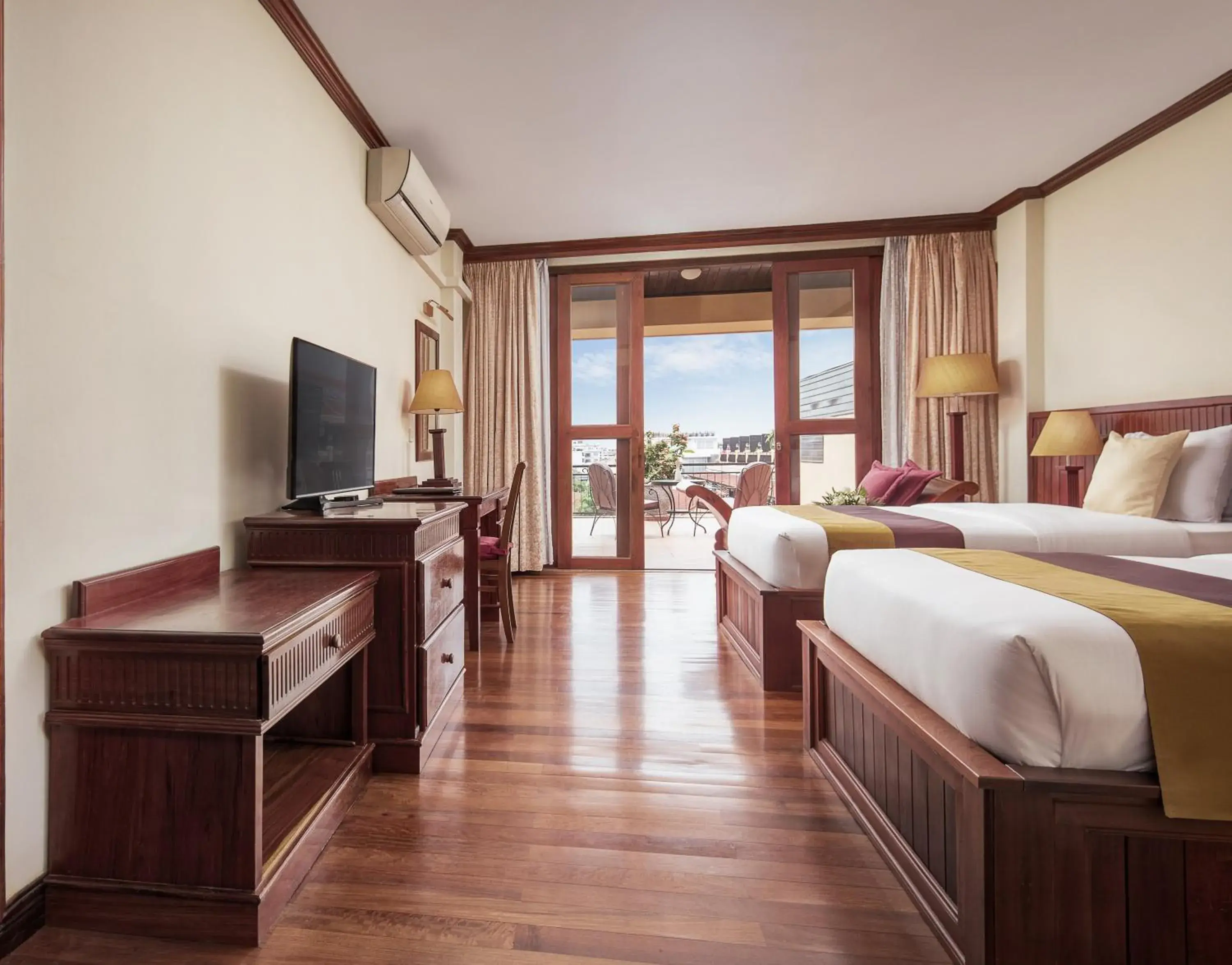 Premier Deluxe Twin Room in Angkor Paradise Hotel Premier Deluxe Twin Room in Angkor Paradise Hotel