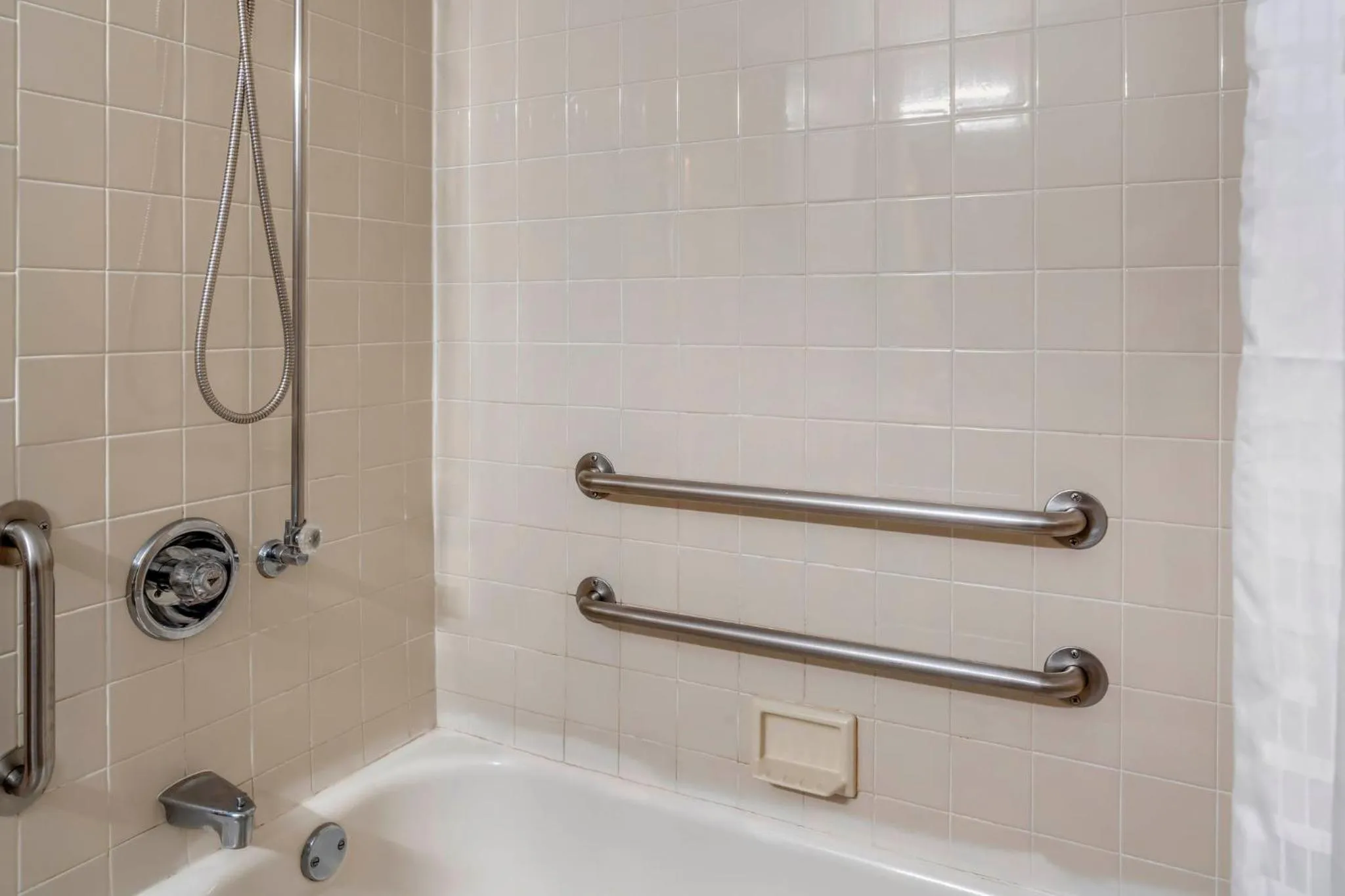 Bathroom in Red Roof Inn Queensbury