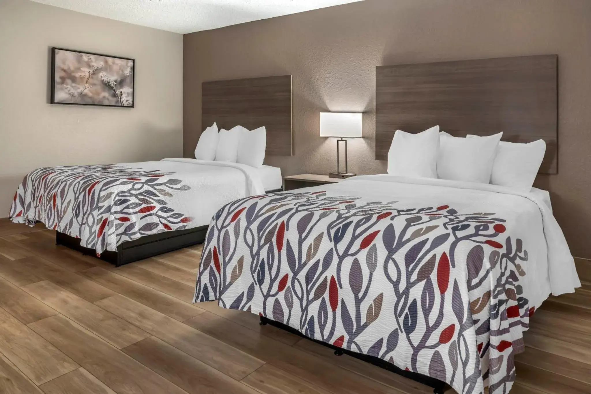 Photo of the whole room, Bed in Red Roof Inn Queensbury Photo of the whole room, Bed in Red Roof Inn Queensbury