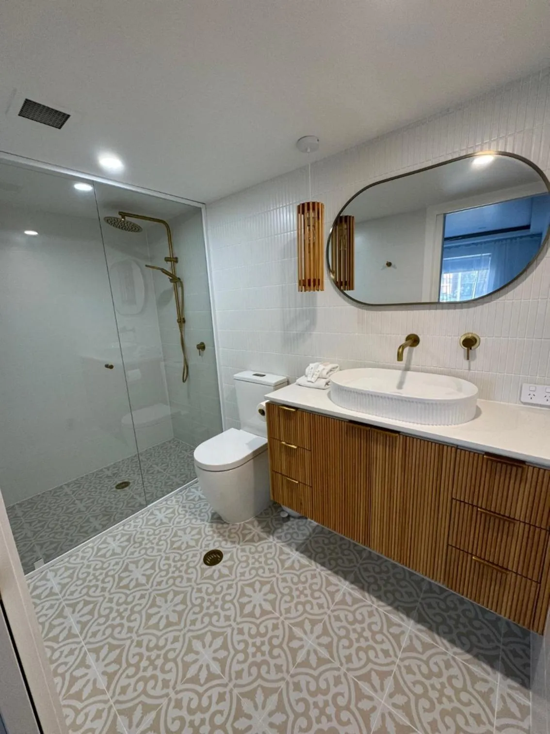 Shower in Pelican Cove Waterfront Apartment