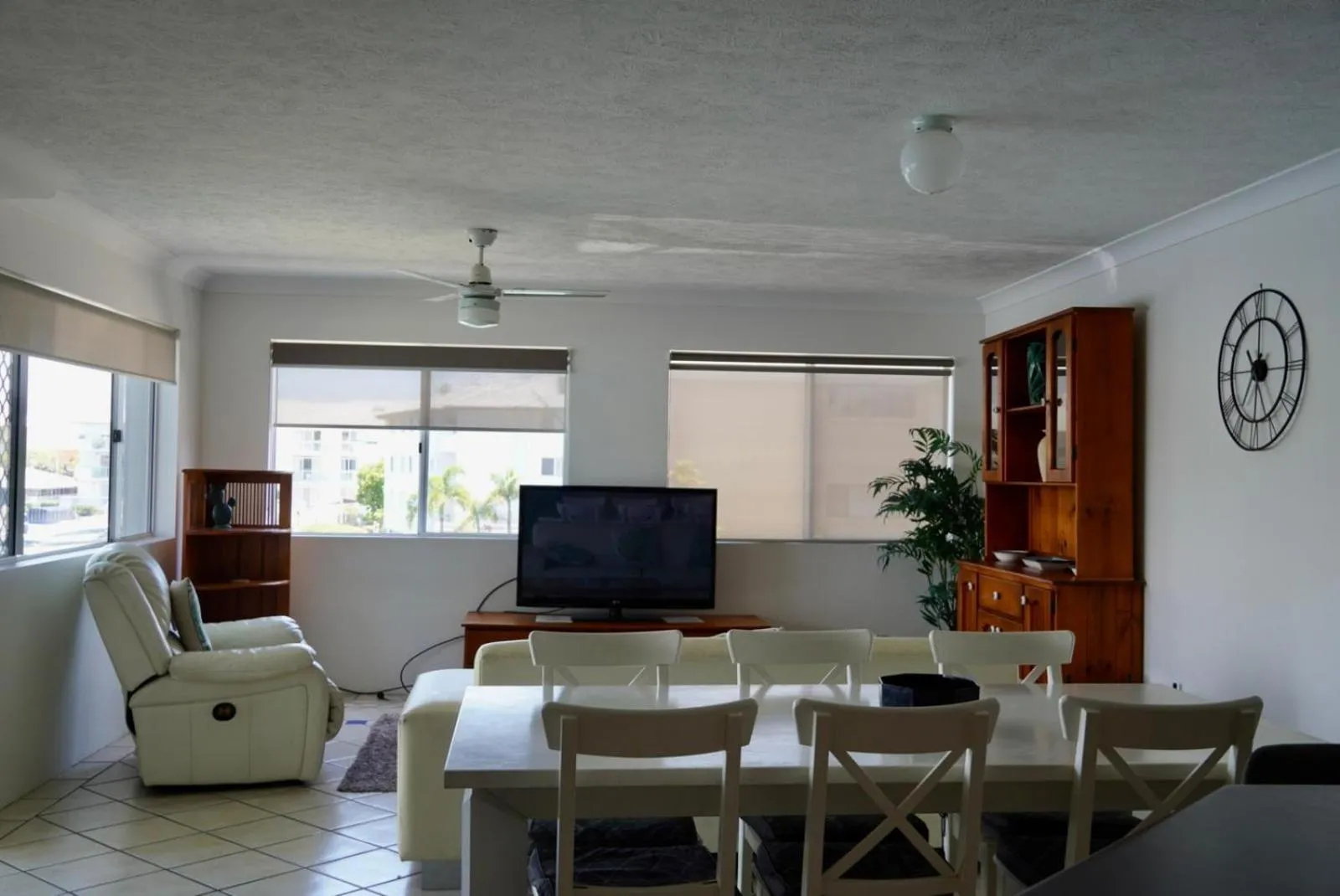 Pelican Cove Waterfront Apartment