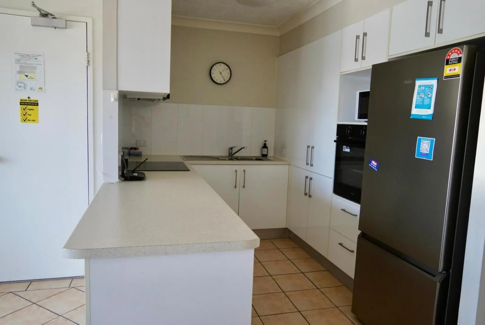 Pelican Cove Waterfront Apartment