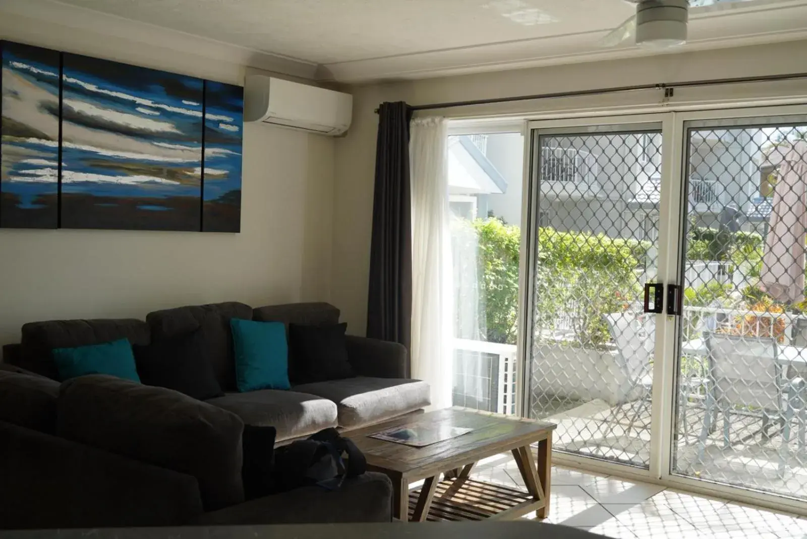 Two-Bedroom Apartment in Pelican Cove Waterfront Apartment Two-Bedroom Apartment in Pelican Cove Waterfront Apartment