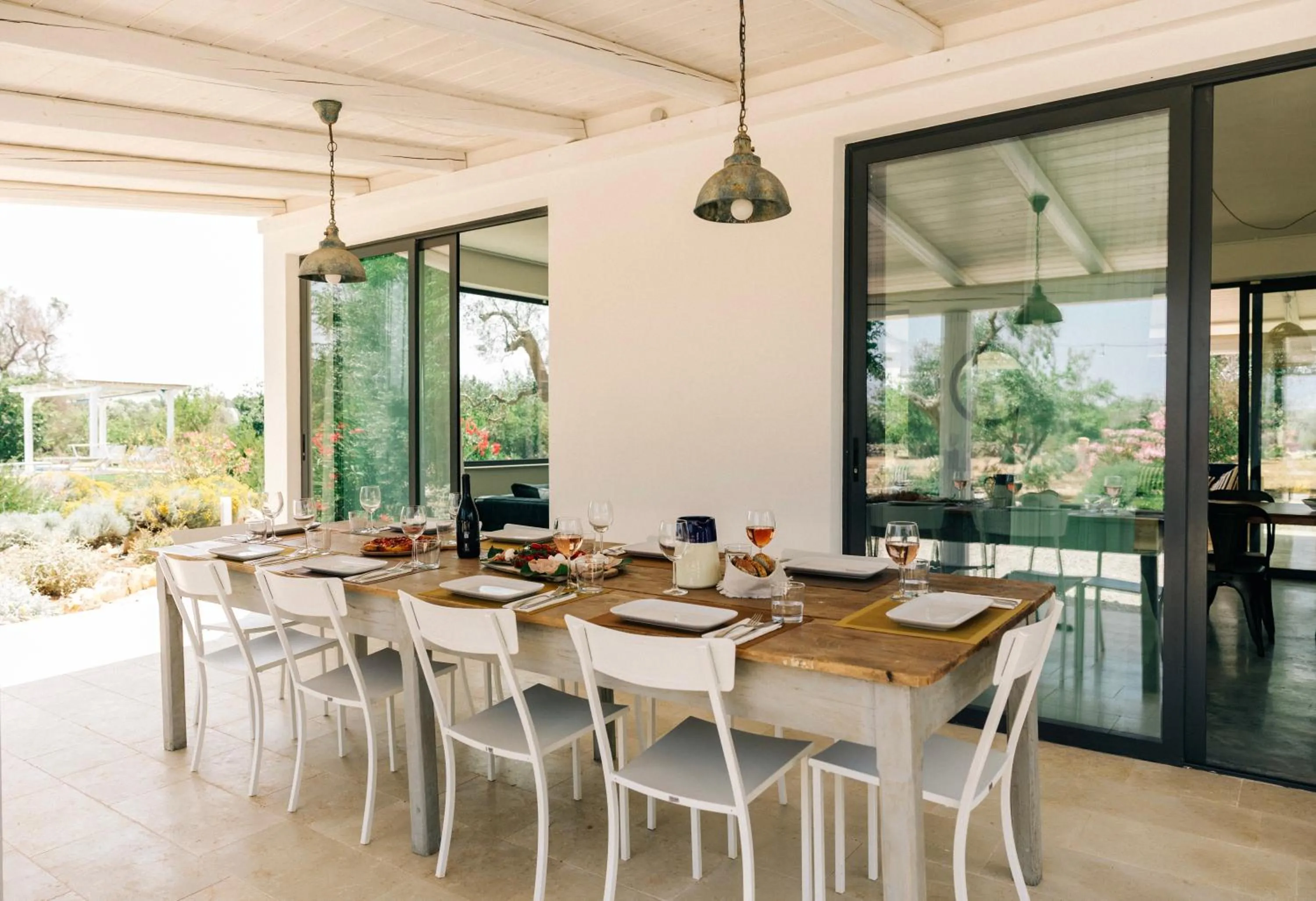 Balcony/Terrace in TRULLO MATTEO VILLA DE LUXE avec PISCINE