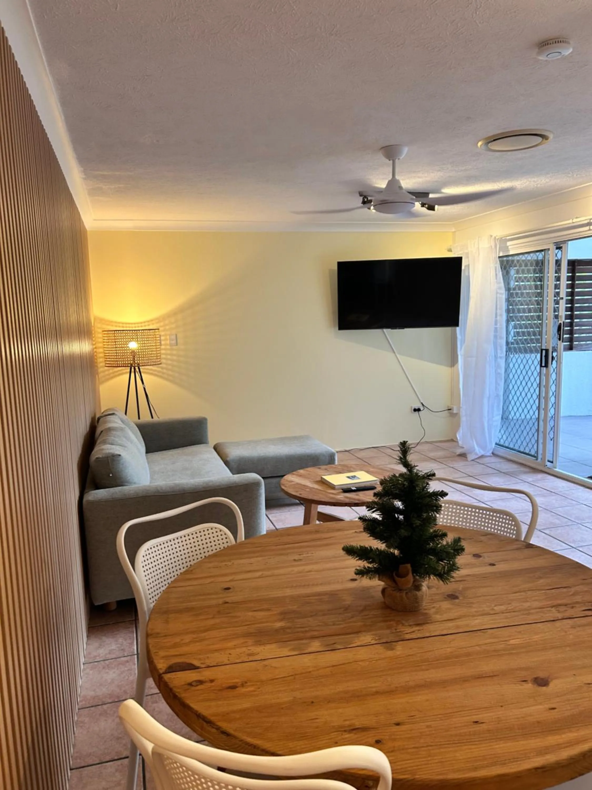 Dining area in Bay of Palms
