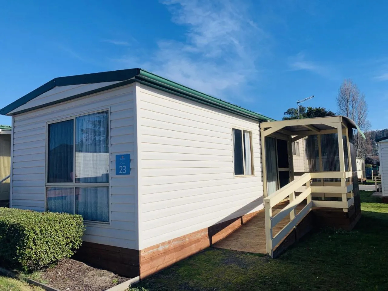 Facade/entrance in Discovery Parks - Hadspen