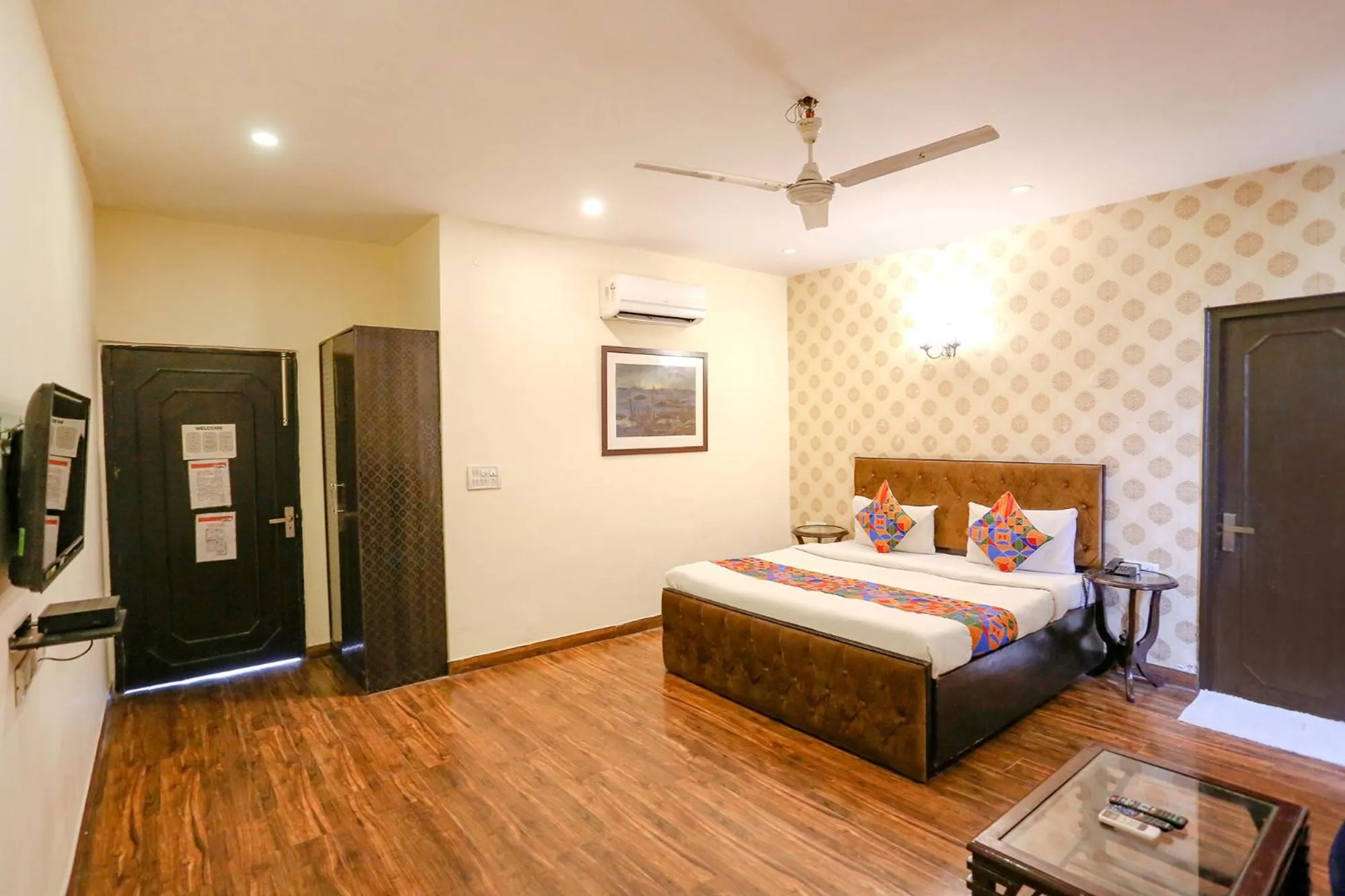 Bed in FabHotel Pulse Impulse