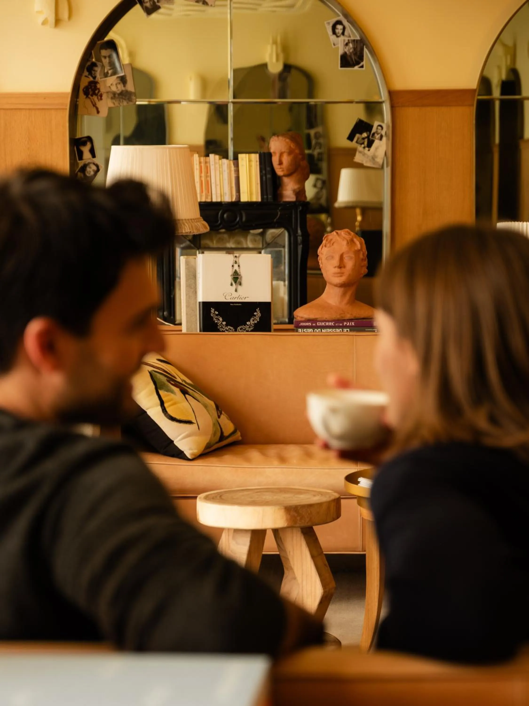 People in 9Confidentiel