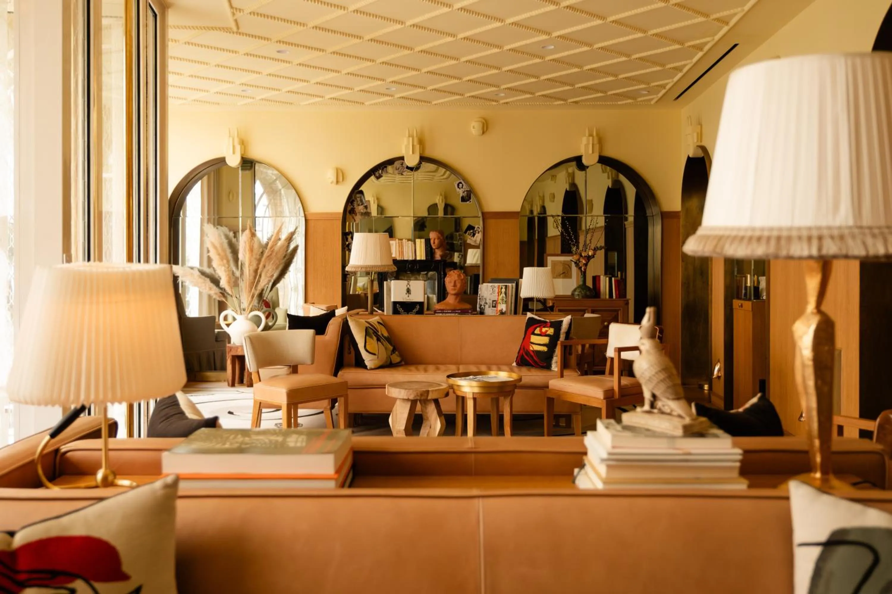 Area and facilities in 9Confidentiel