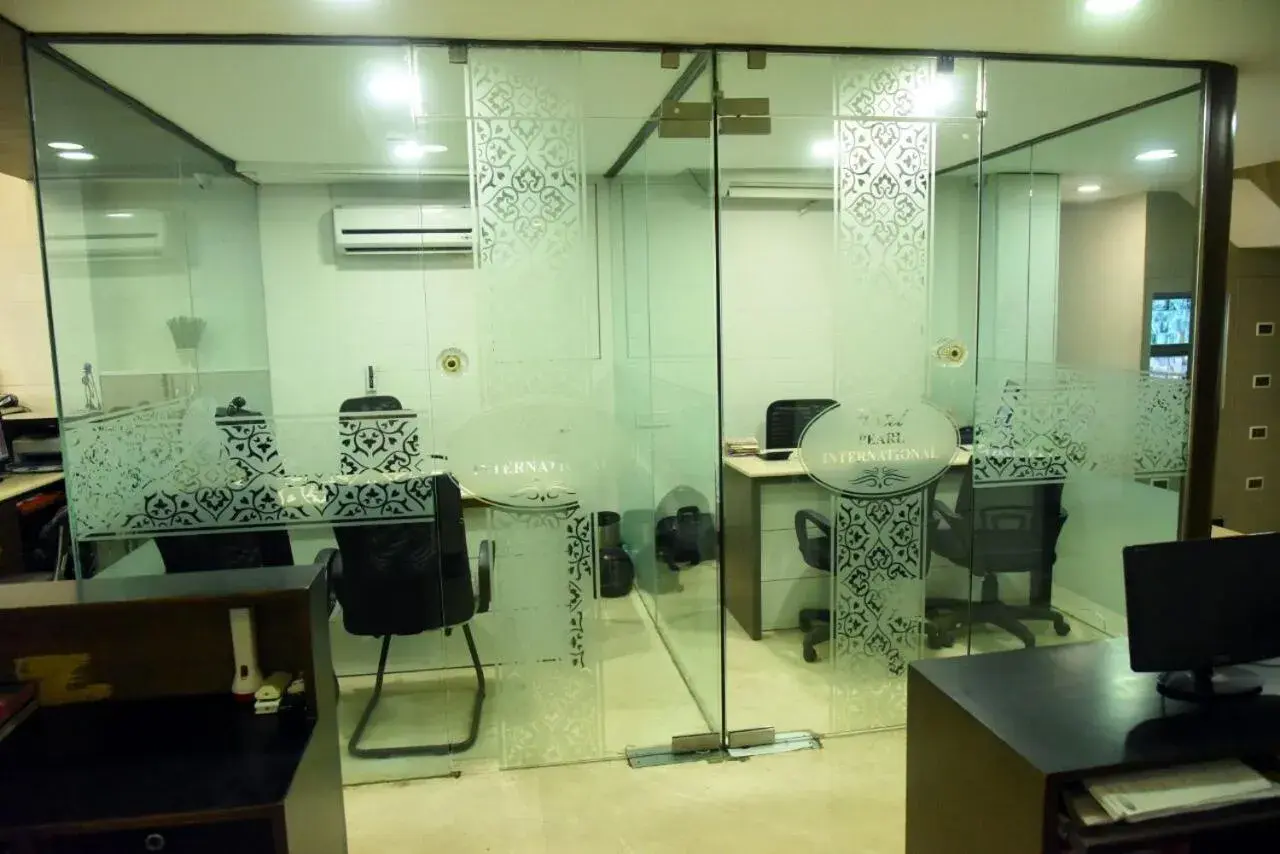 Property building in Hotel Pearl International Property building in Hotel Pearl International