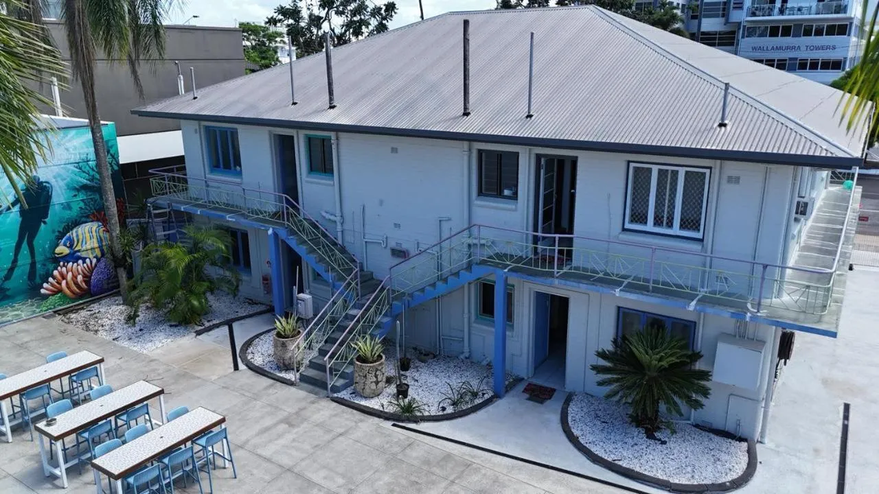 Caravella Backpackers