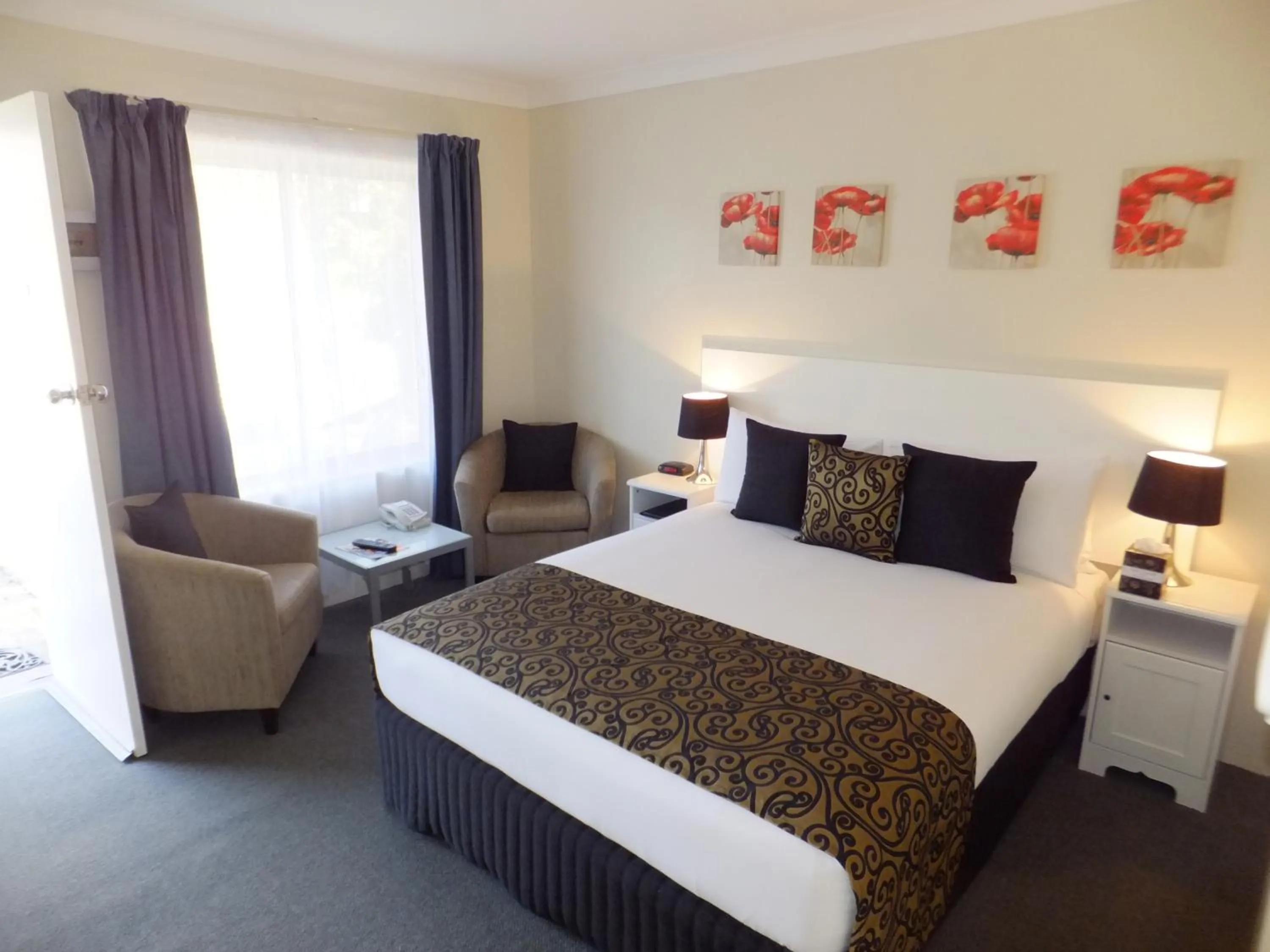 Bed in Clare Valley Motel