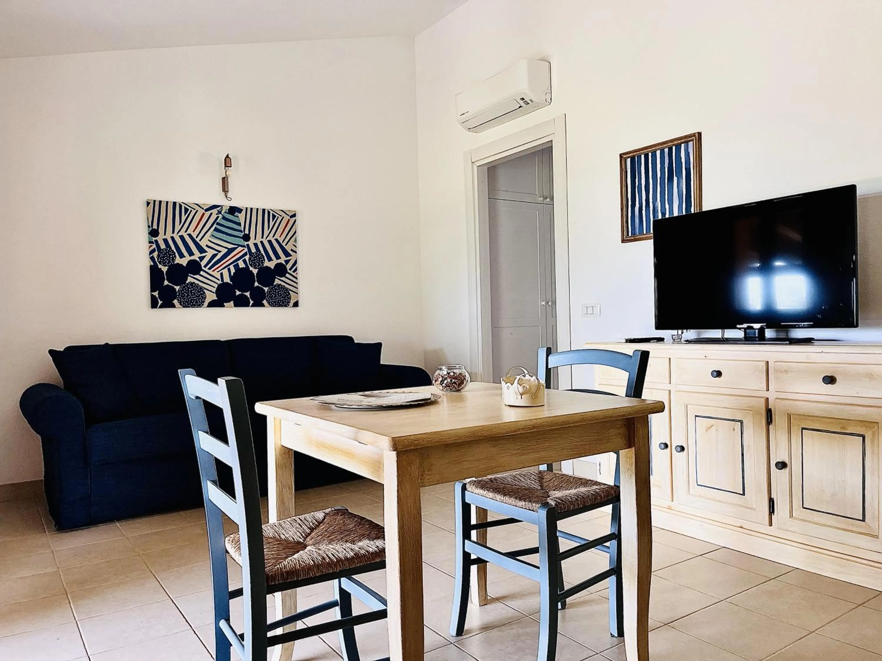 Dining area in Casagliana Suite Resort