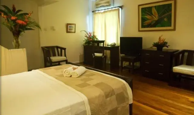 Two-Bedroom Villa with Garden View in Five Princes Hotel Two-Bedroom Villa with Garden View in Five Princes Hotel