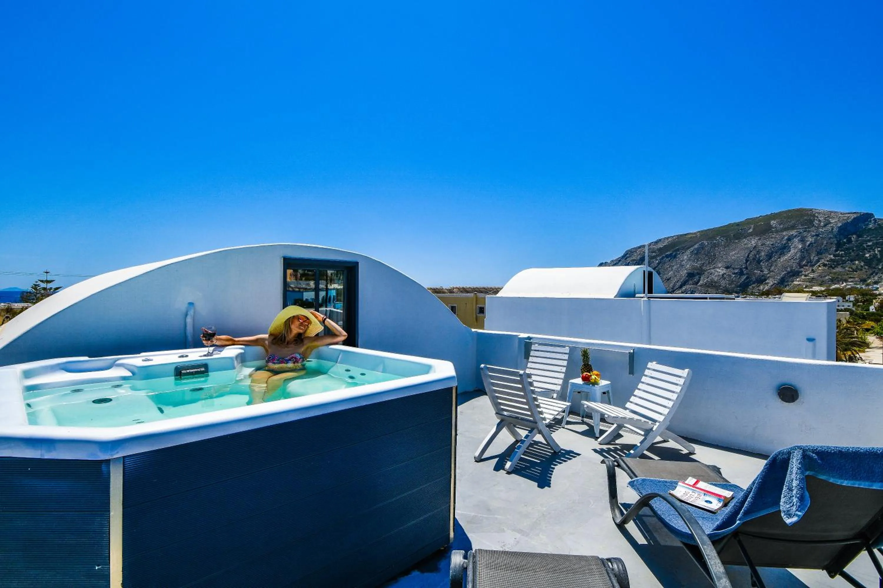 Sun Springs Suites