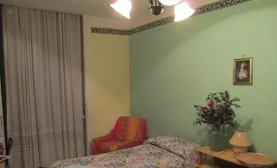 Single Room in B&B MIRAGLIA Single Room in B&B MIRAGLIA