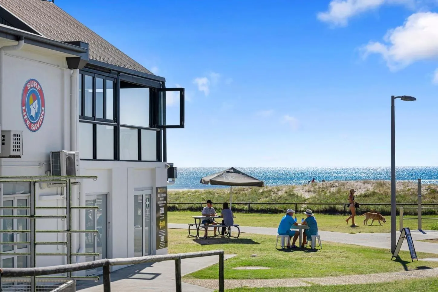 Beach in Bila Vista Kirra Beachside Apartments