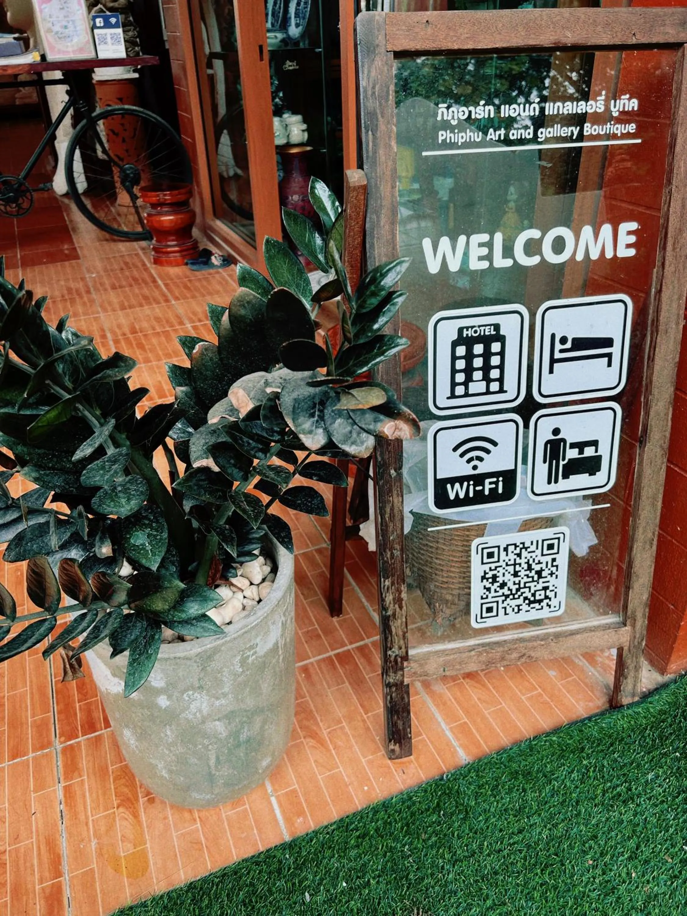 Phiphu Art and Gallery Boutique Sukhothai