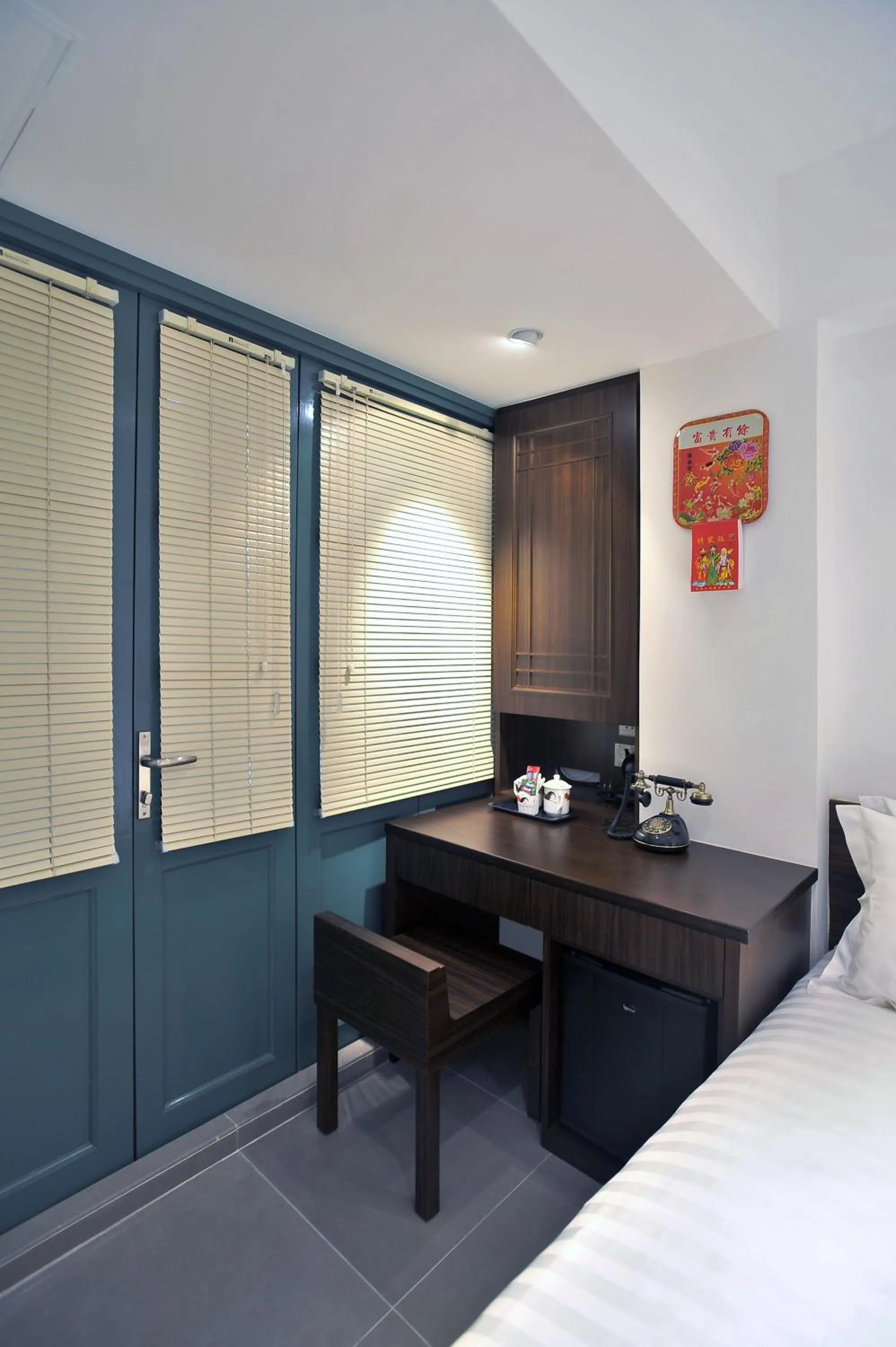 Photo of the whole room, Bed in Mingle by The Park