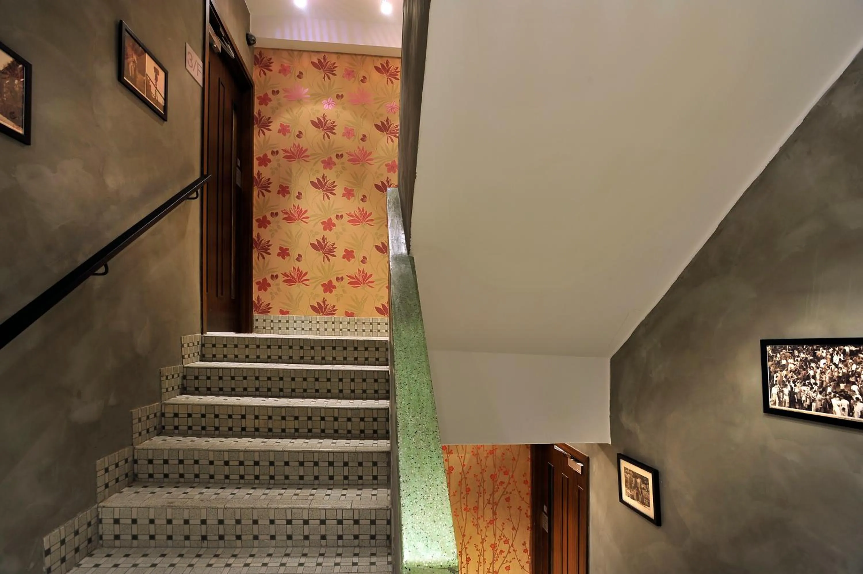 Other in Mingle by The Park