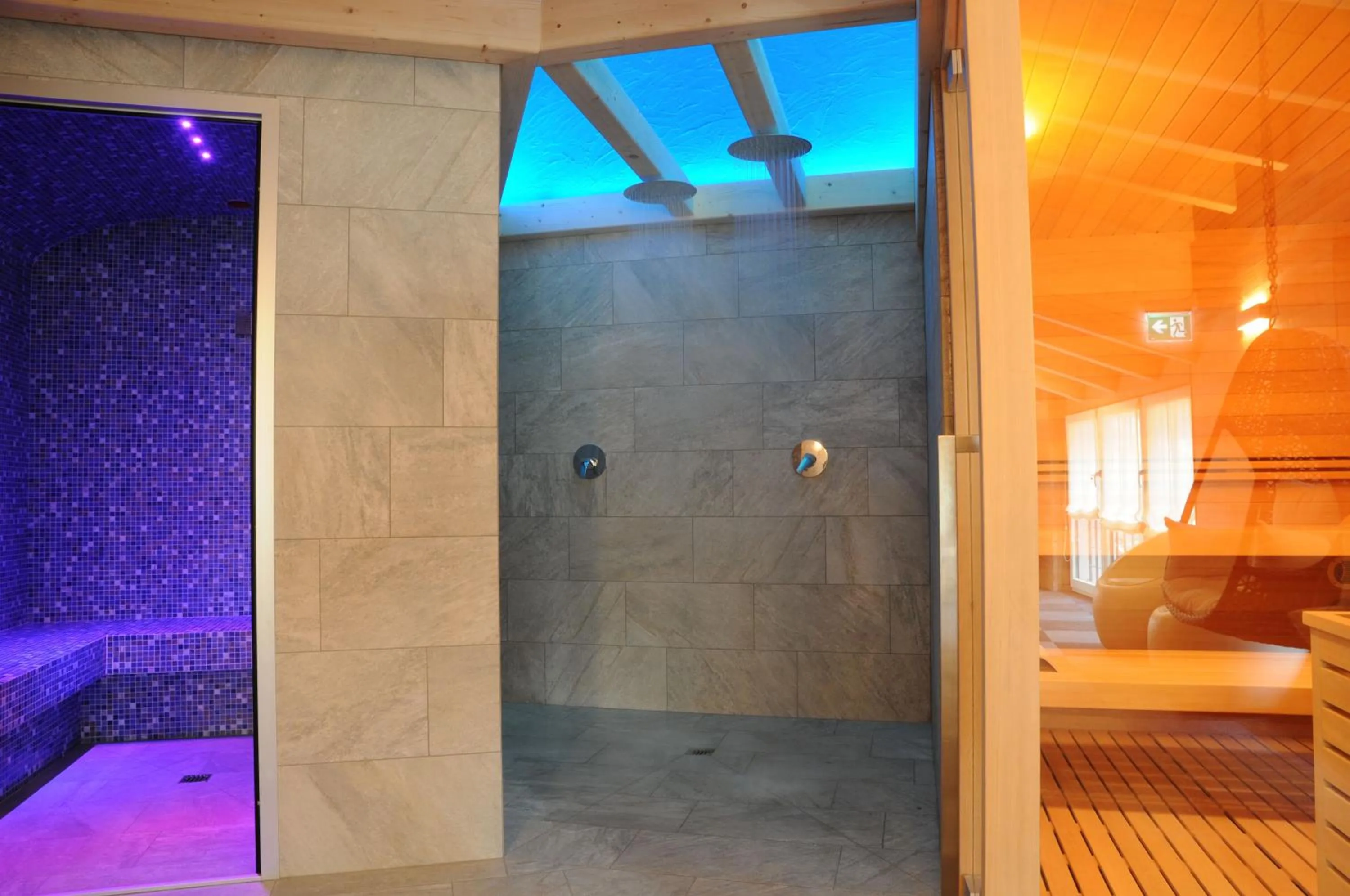 Sauna in TOURING HOTEL & SPA