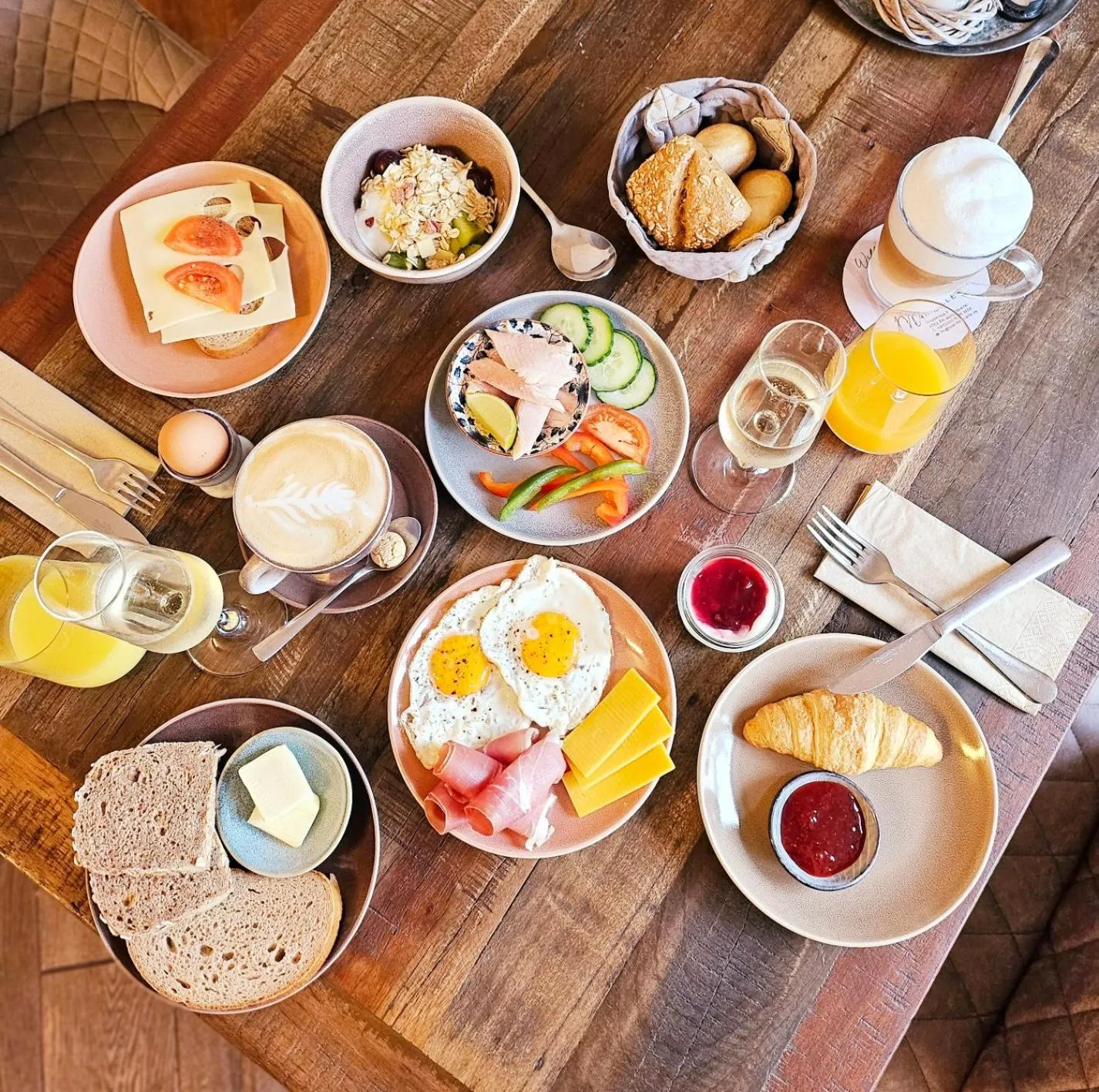 Restaurant/places to eat in Boutique Hotel Marielle