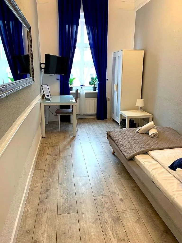 Photo of the whole room, Bed in Great Polonia Świdnica City Center