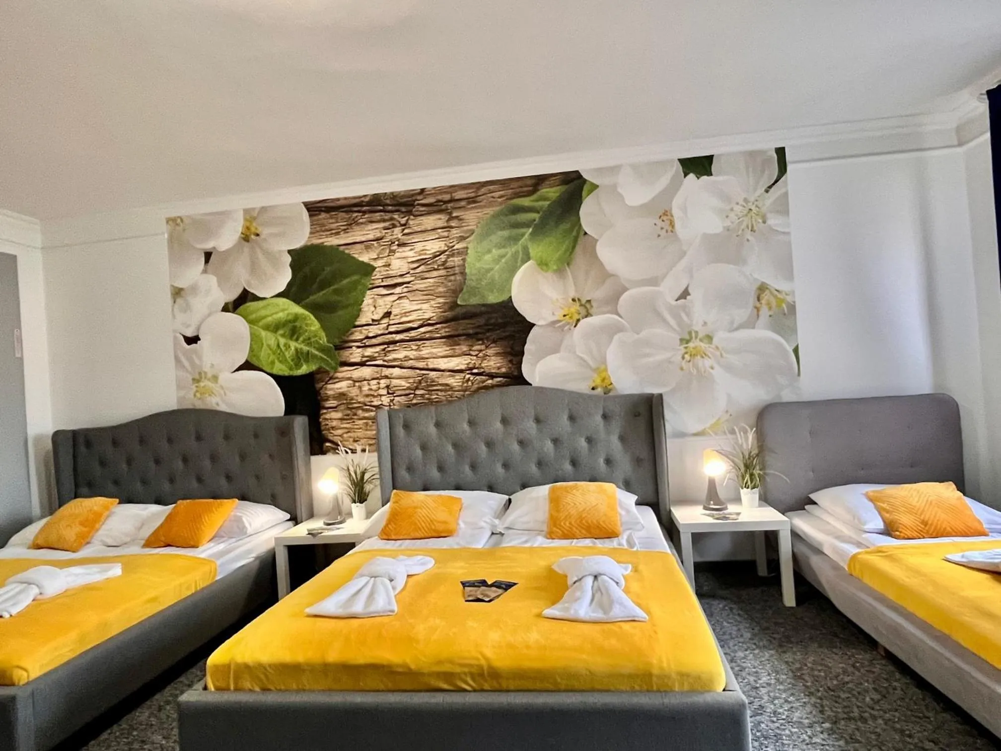 Photo of the whole room, Bed in Great Polonia Świdnica City Center