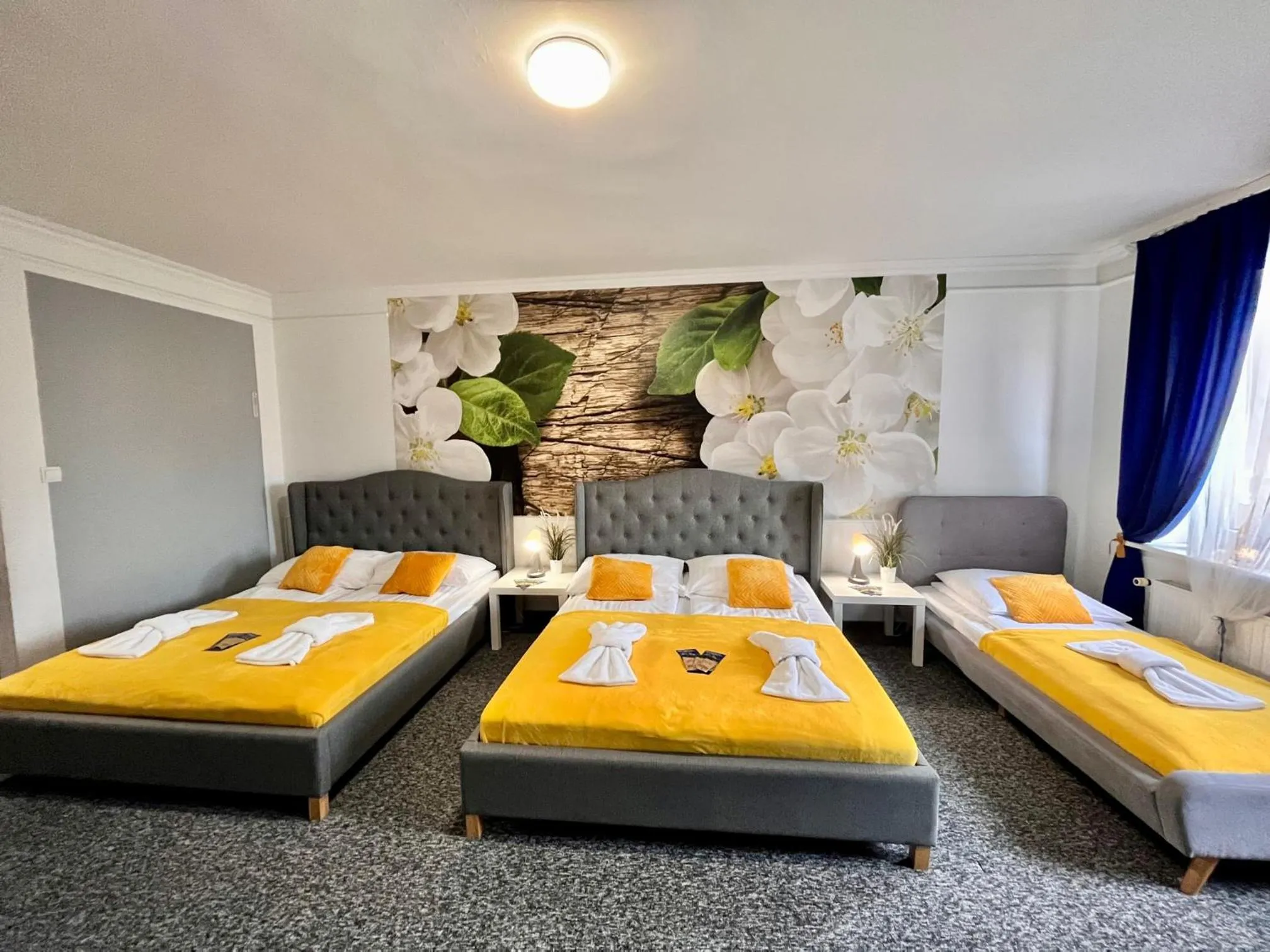 Photo of the whole room, Bed in Great Polonia Świdnica City Center