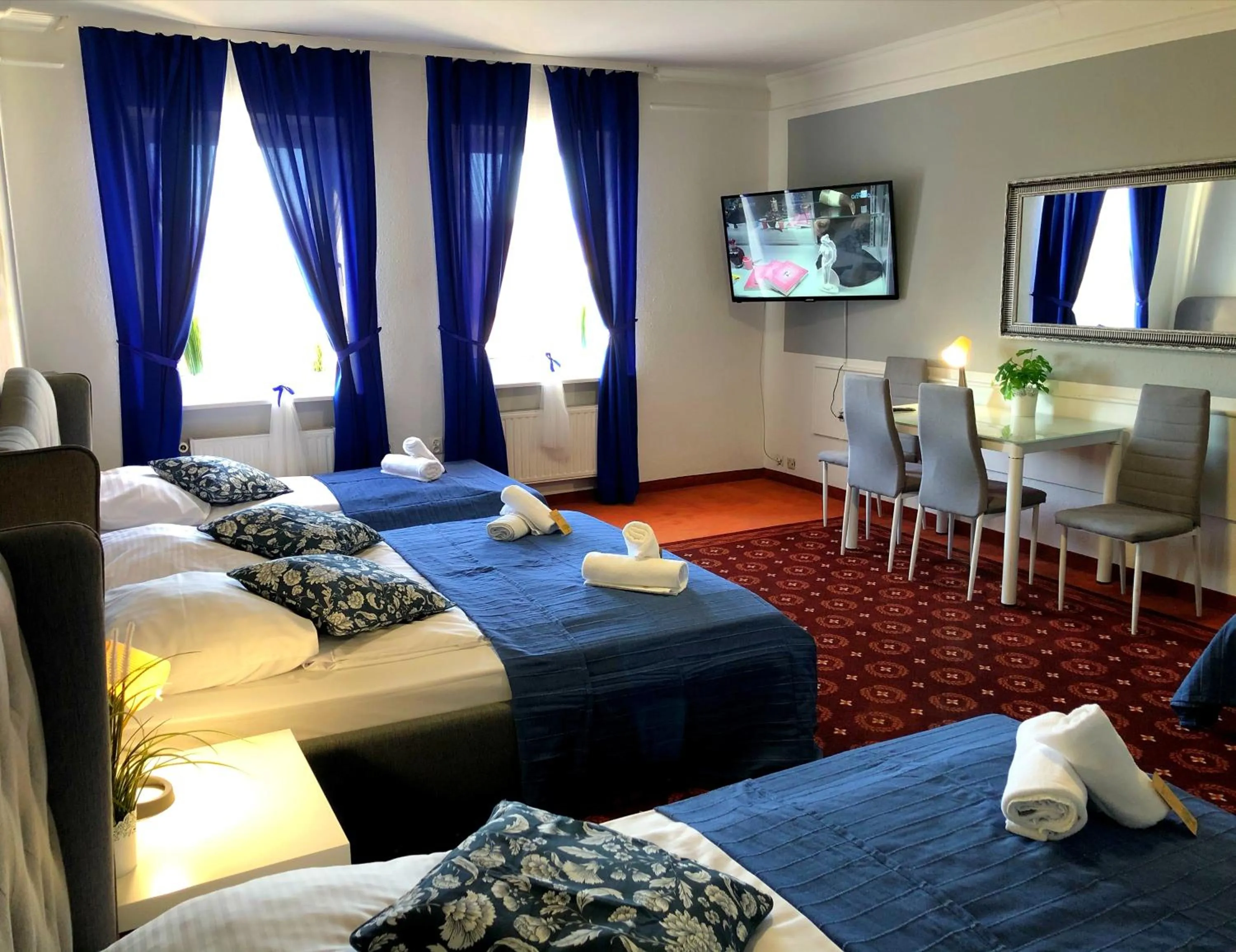 Photo of the whole room, Bed in Great Polonia Świdnica City Center